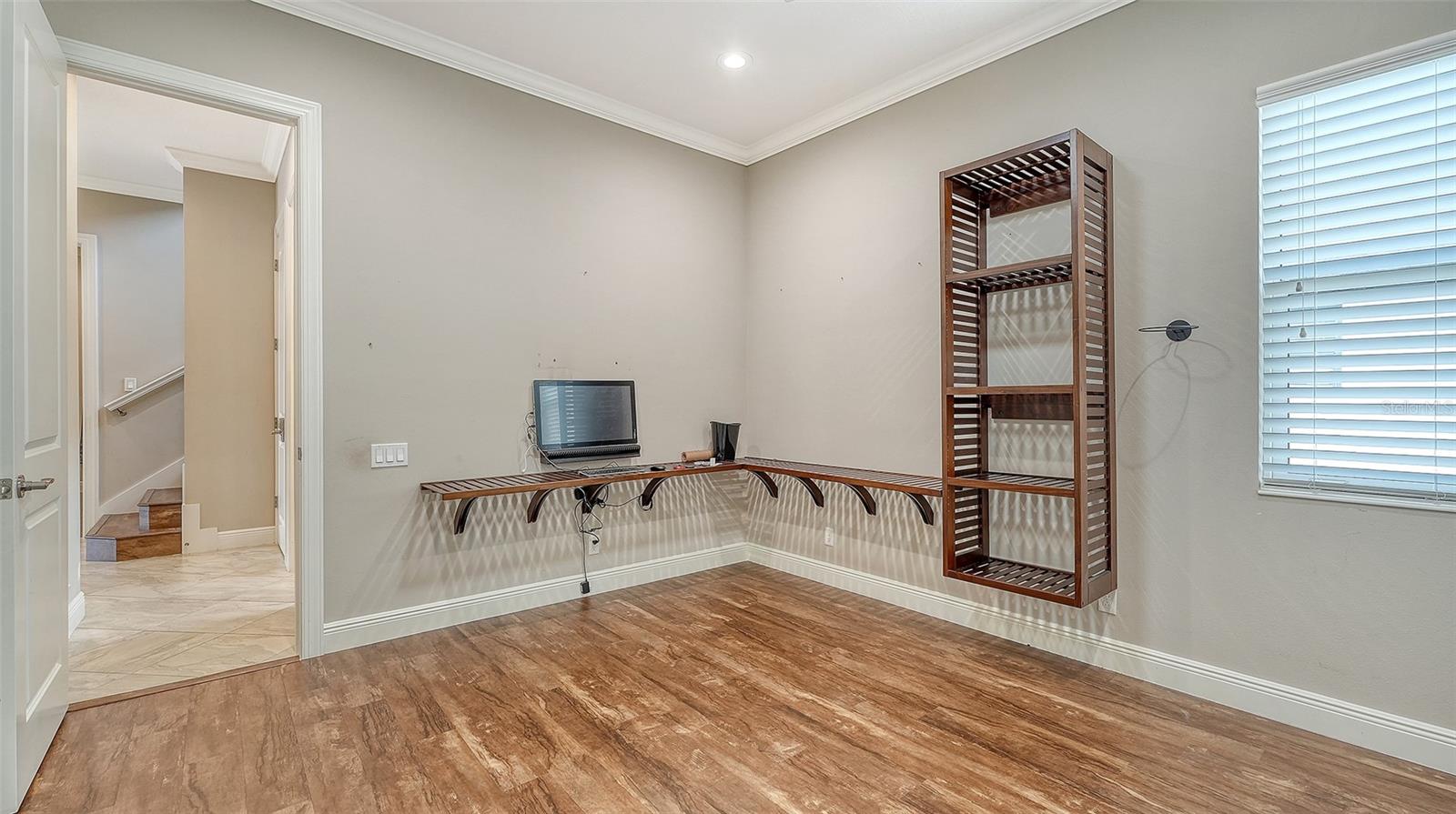 Image 36 of 87 For 318 Ragdoll Run