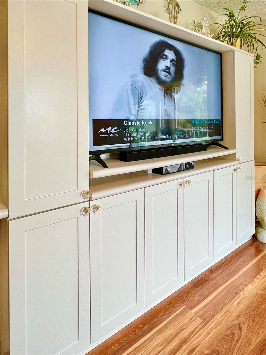 Image 23 of 46 For 6501 Stone River Road 203