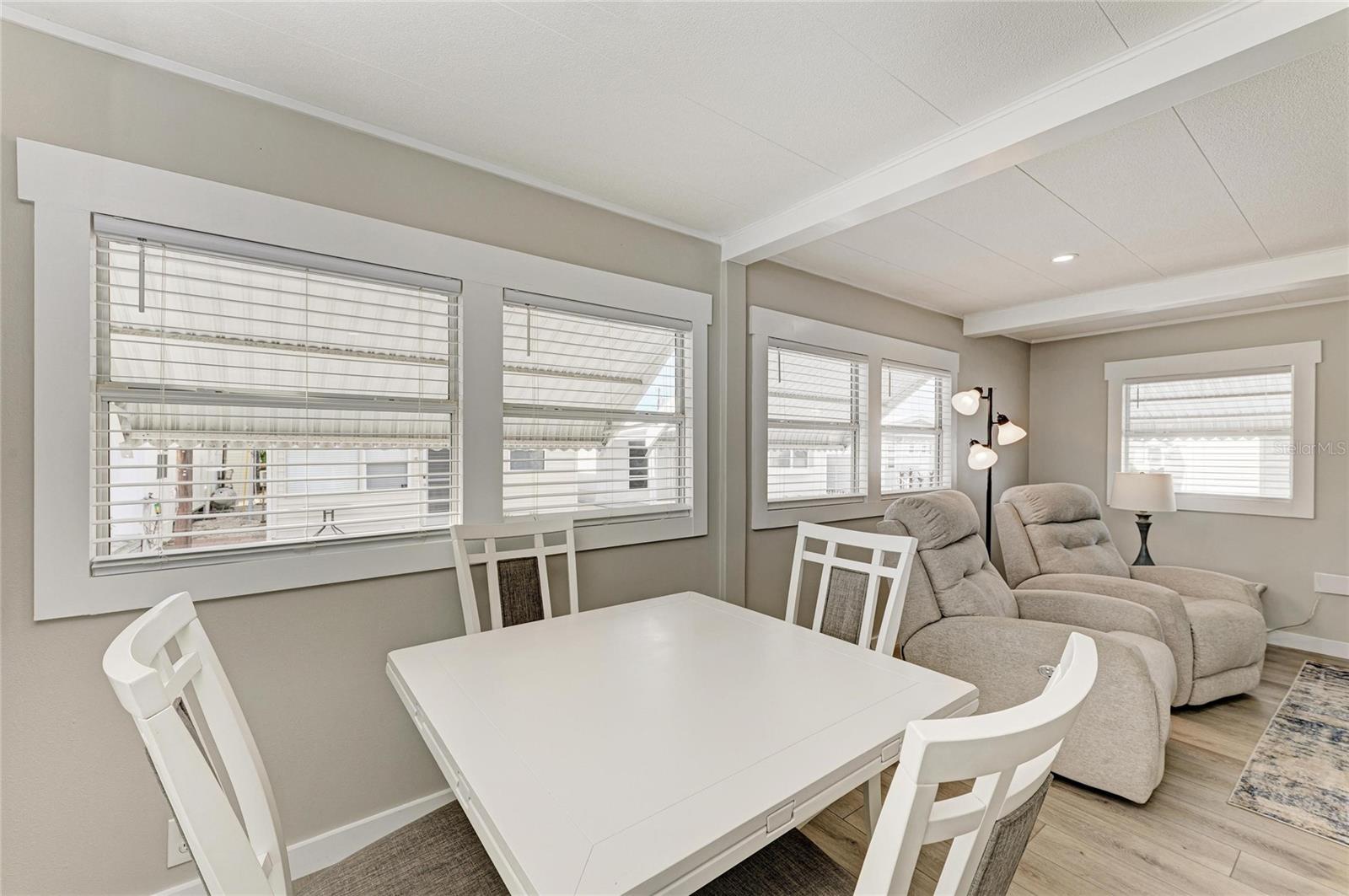 Image 12 of 49 For 10315 Cortez Road W 6-1