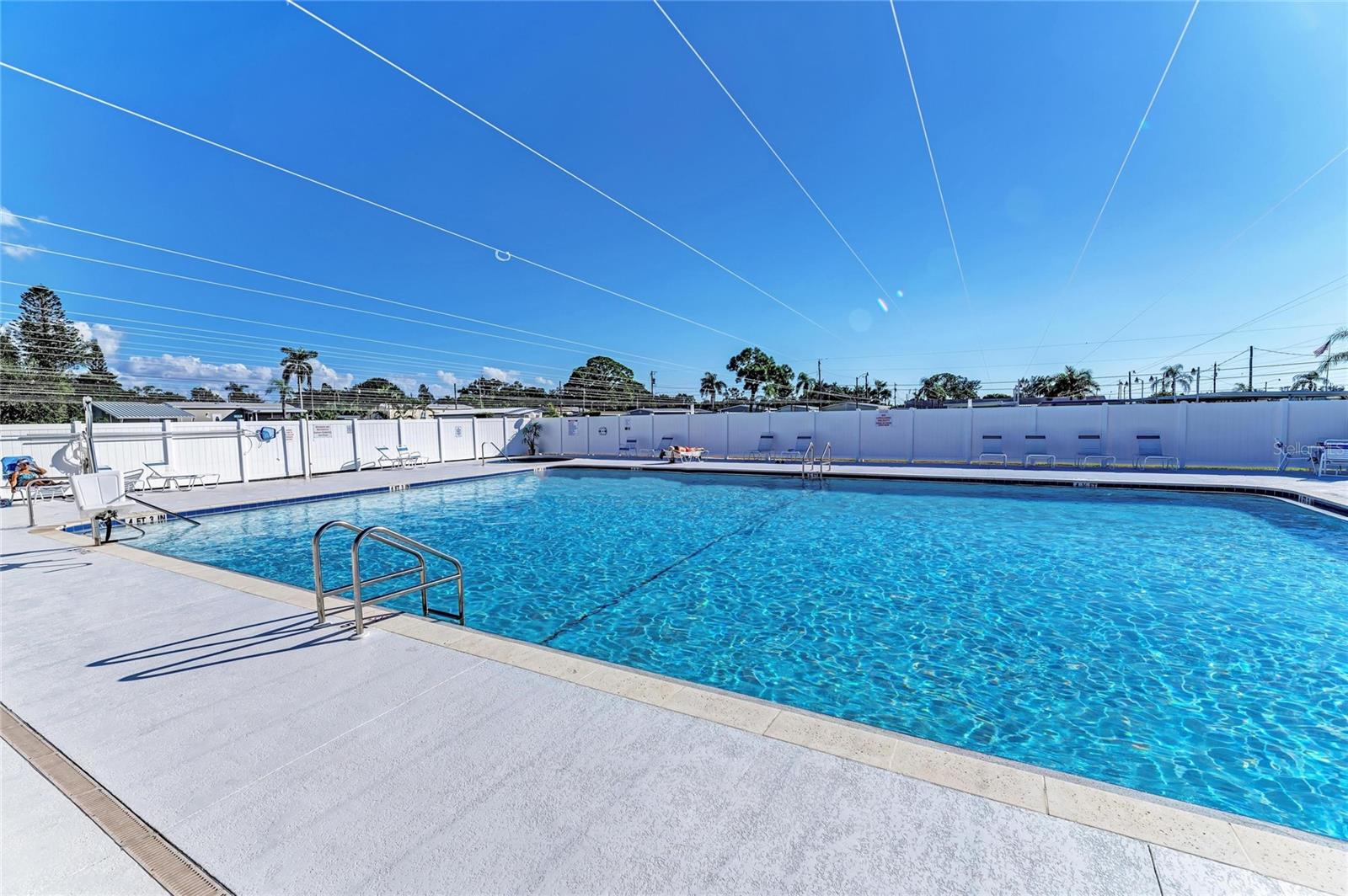 Image 43 of 49 For 10315 Cortez Road W 6-1