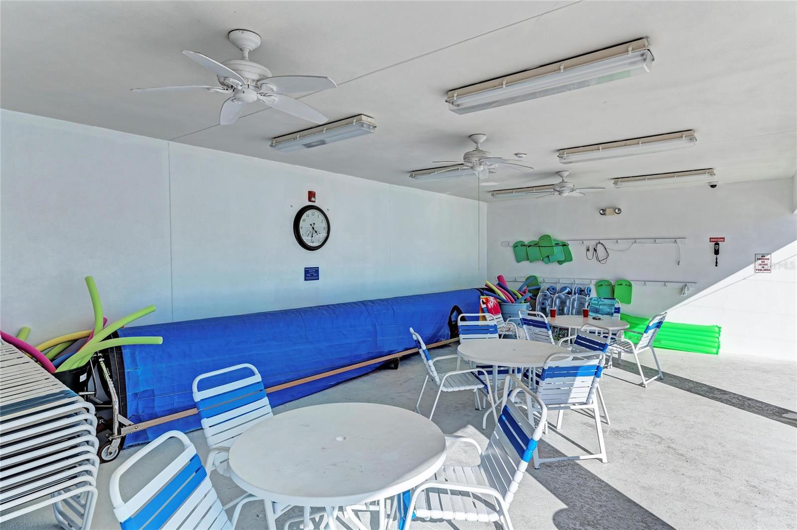 Image 44 of 49 For 10315 Cortez Road W 6-1