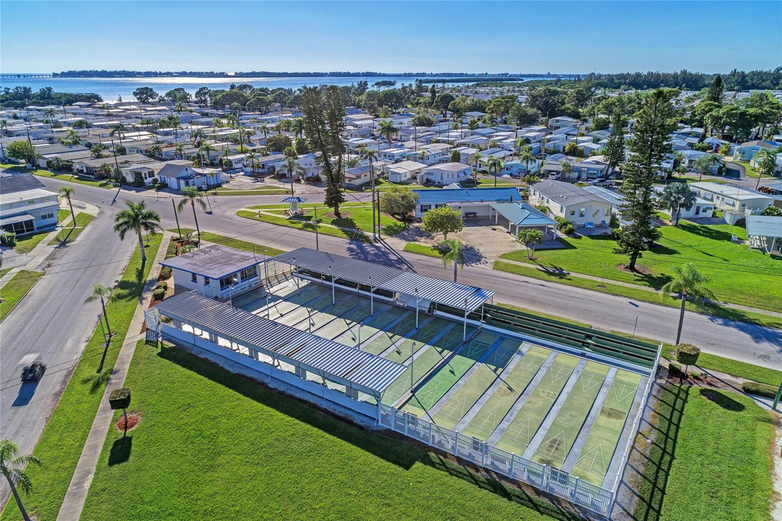 Image 47 of 49 For 10315 Cortez Road W 6-1