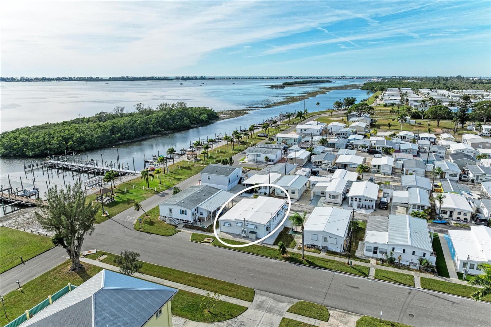 Image 6 of 49 For 10315 Cortez Road W 6-1