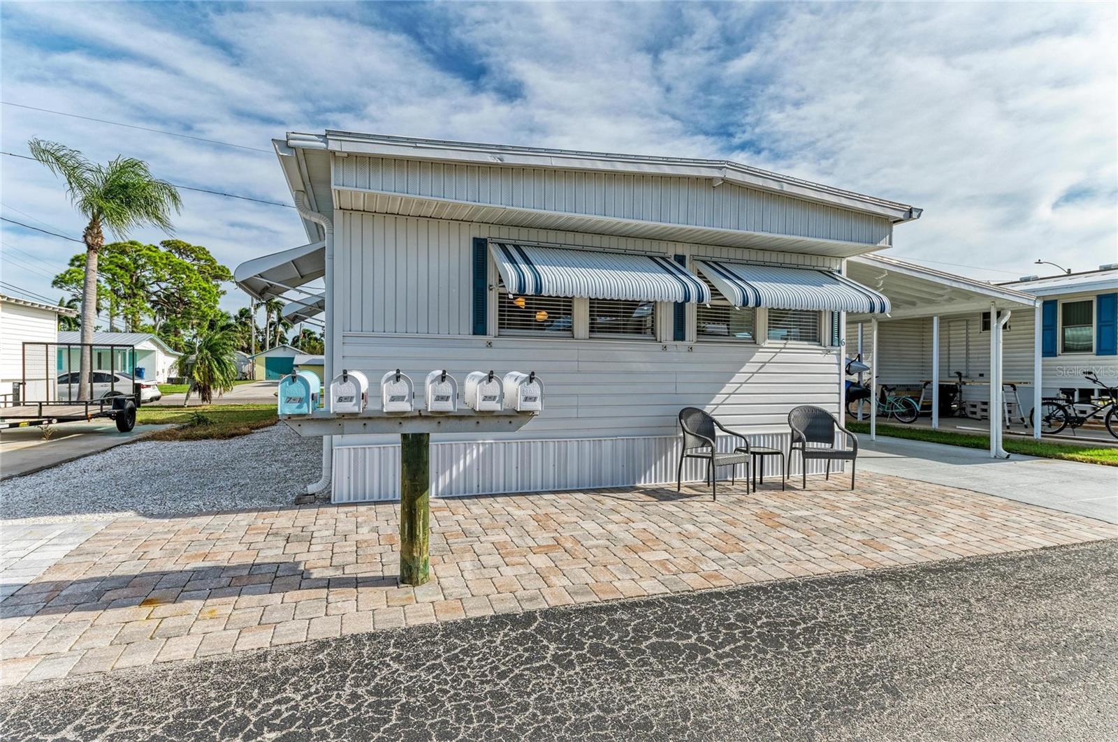 Image 7 of 49 For 10315 Cortez Road W 6-1