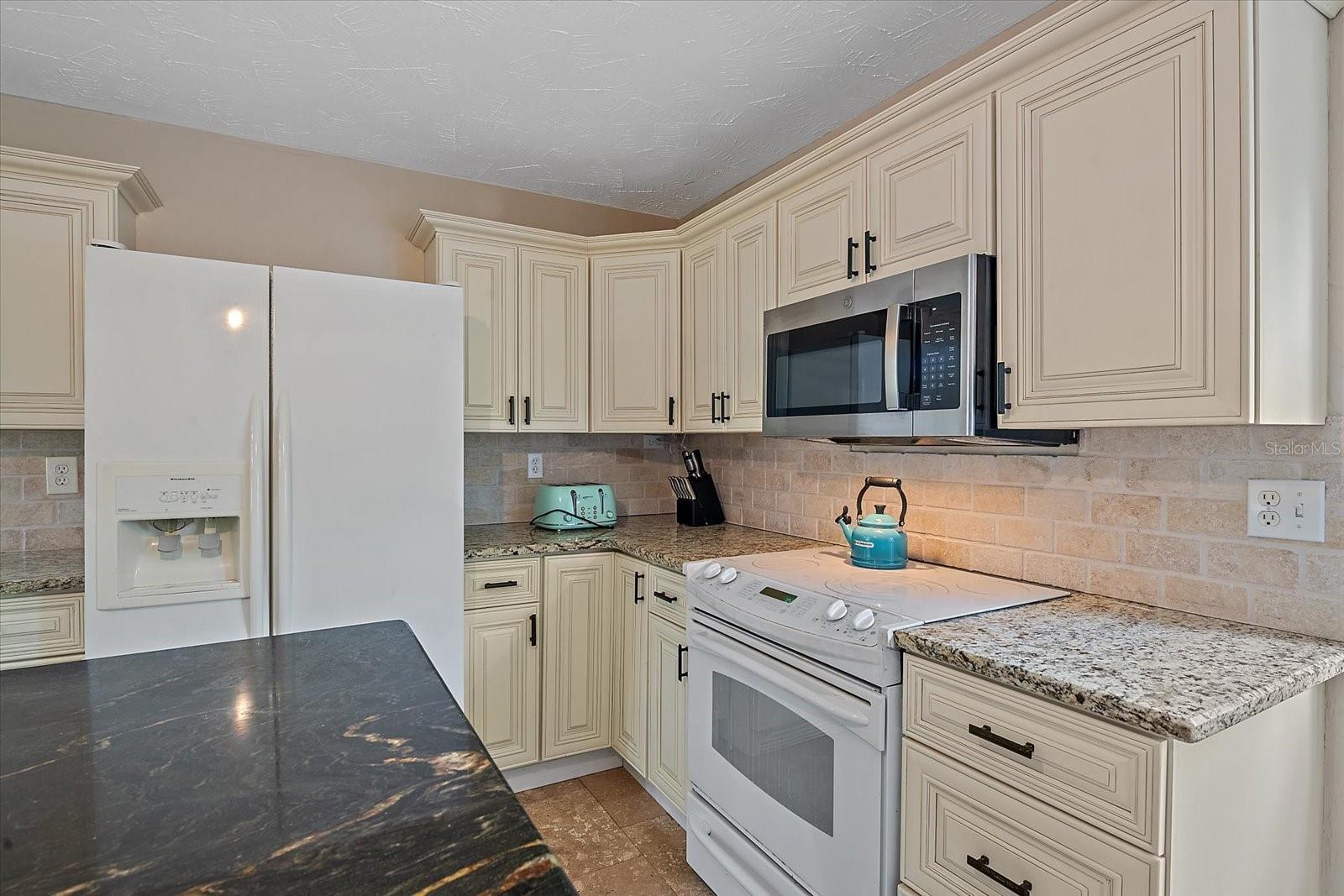 Image 10 of 29 For 2313 Loma Linda Street