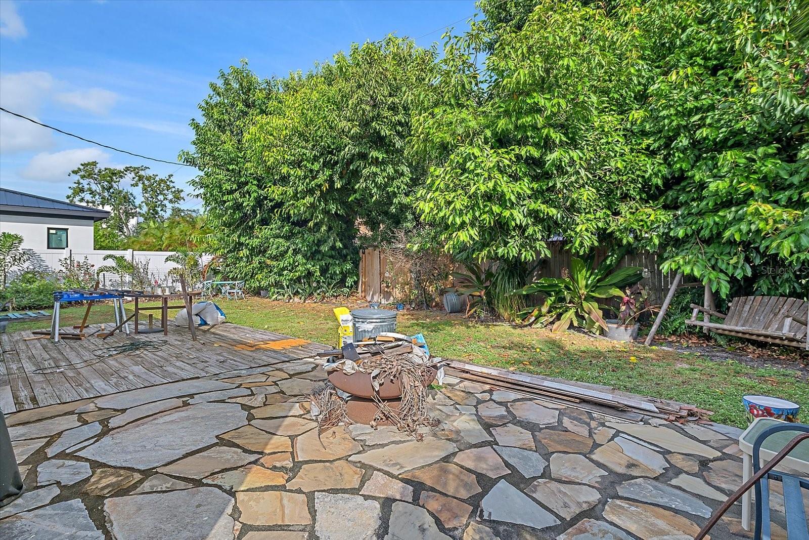 Image 26 of 29 For 2313 Loma Linda Street