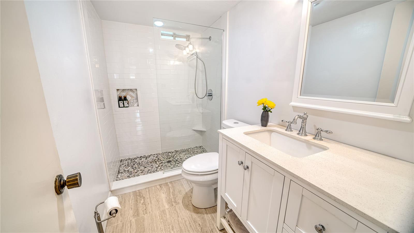 Image 23 of 68 For 4500 Gulf Of Mexico Drive 206