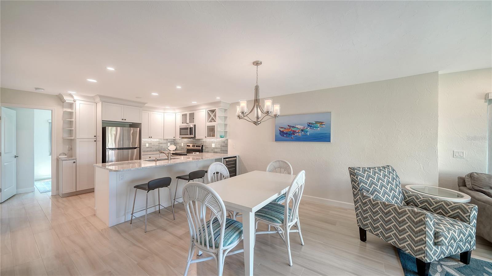 Image 11 of 75 For 4760 Gulf Of Mexico Dr. Villa 7