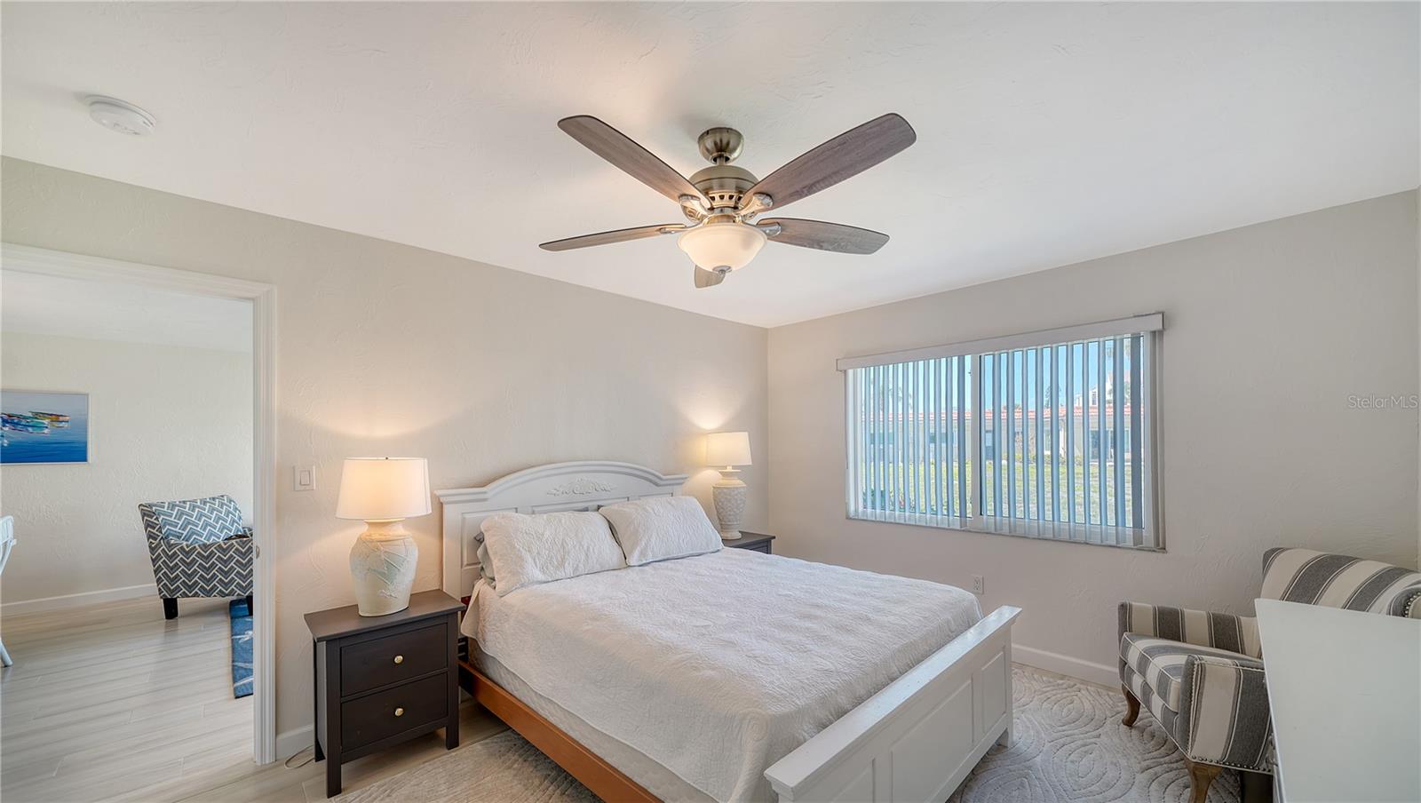 Image 16 of 75 For 4760 Gulf Of Mexico Dr. Villa 7