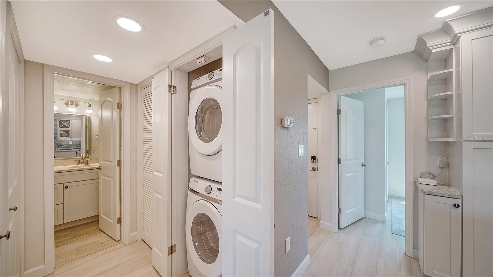 Image 26 of 75 For 4760 Gulf Of Mexico Dr. Villa 7