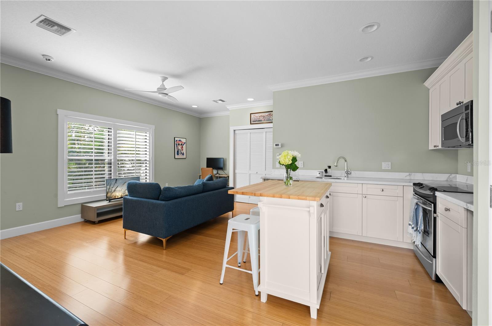 Image 26 of 31 For 1723 Oak Street