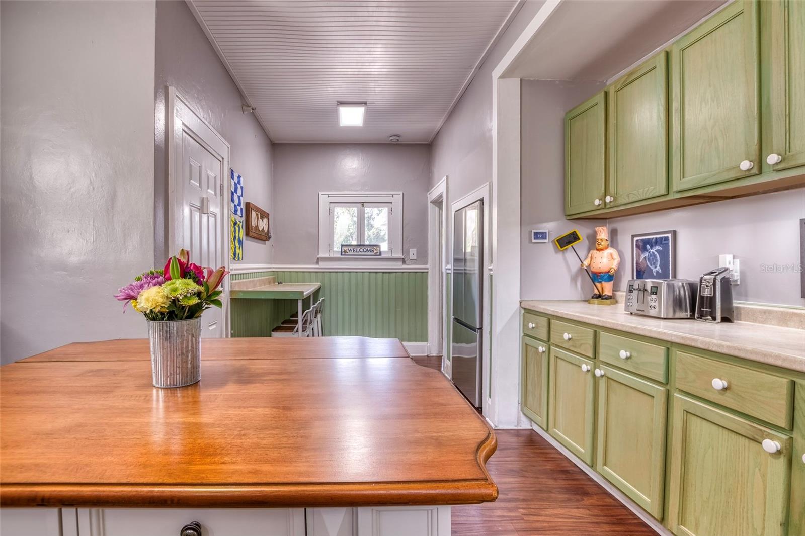 Image 17 of 91 For 304 15th Street W