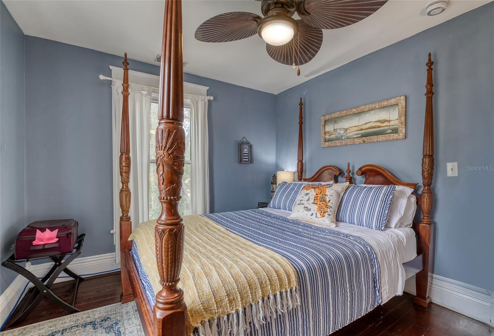 Image 22 of 91 For 304 15th Street W