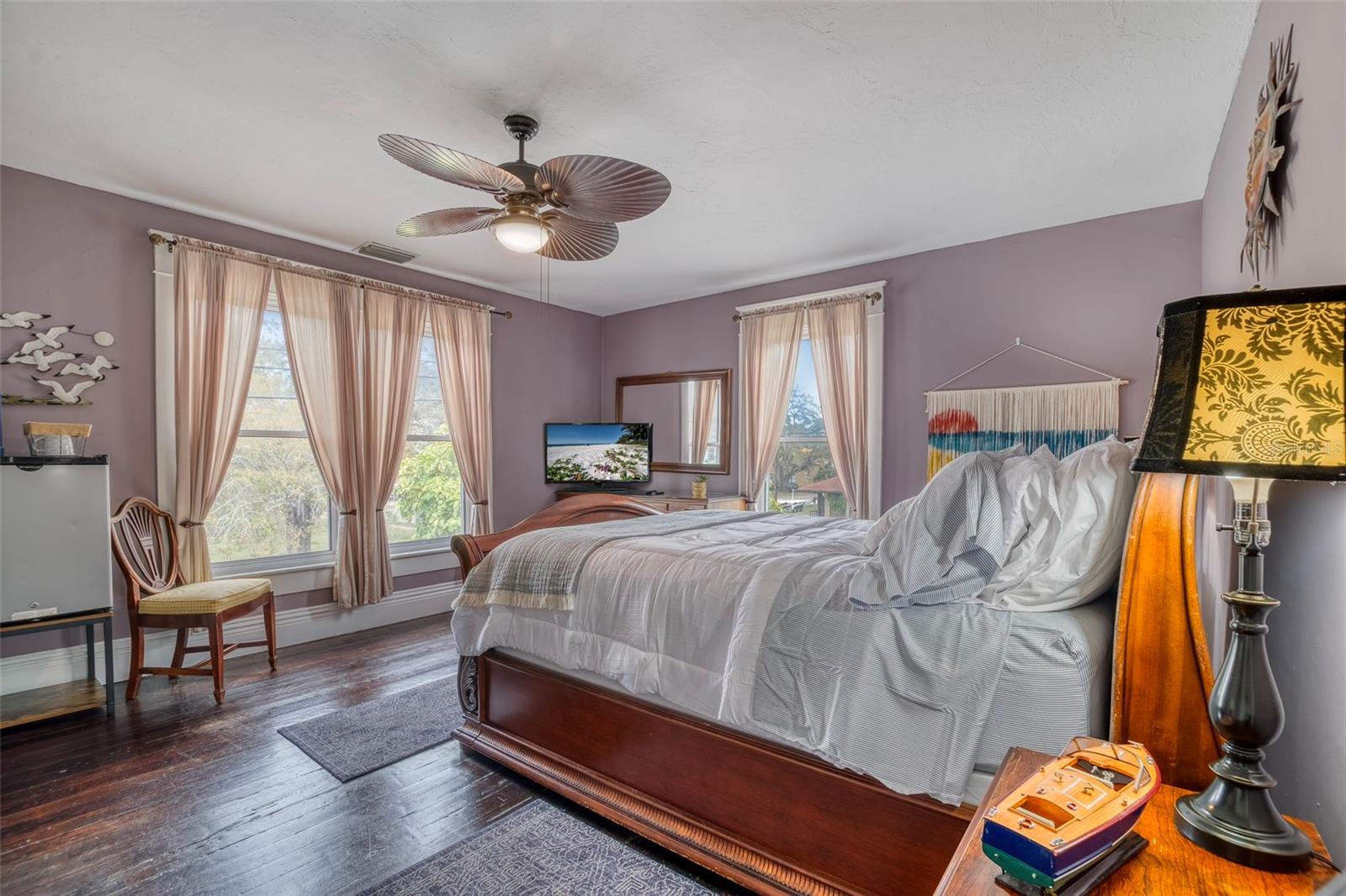 Image 35 of 91 For 304 15th Street W