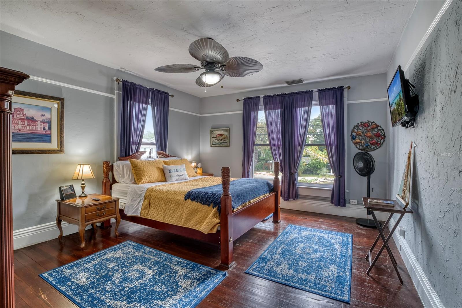 Image 38 of 91 For 304 15th Street W