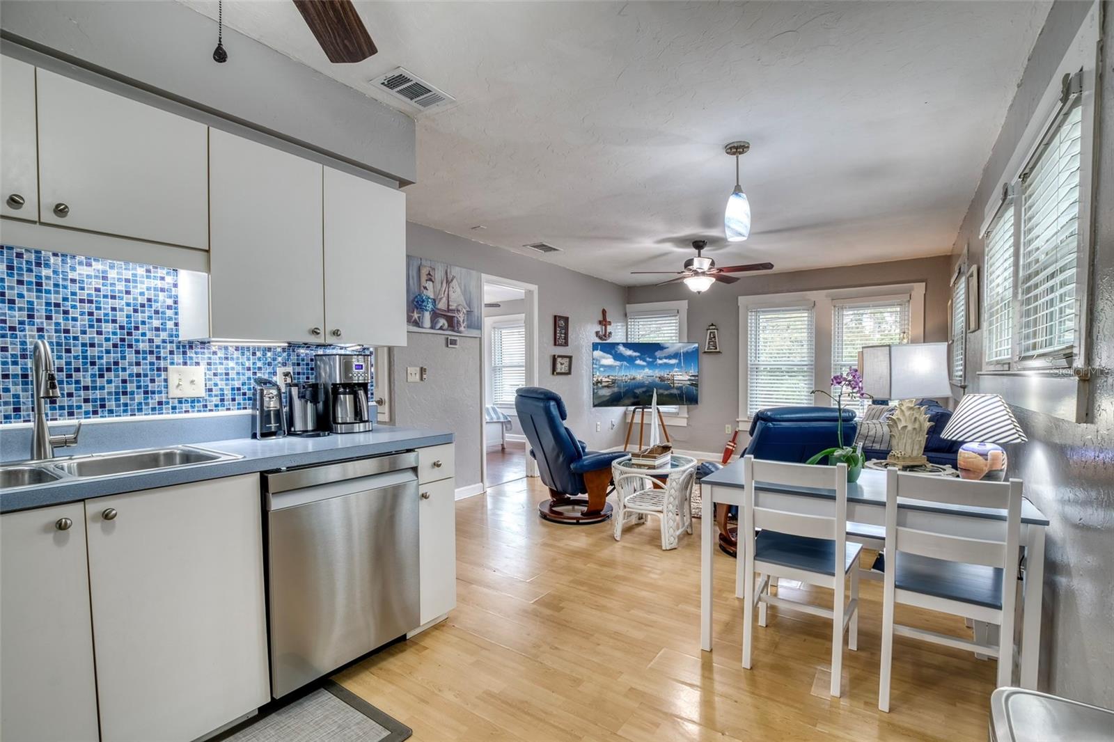 Image 57 of 91 For 304 15th Street W