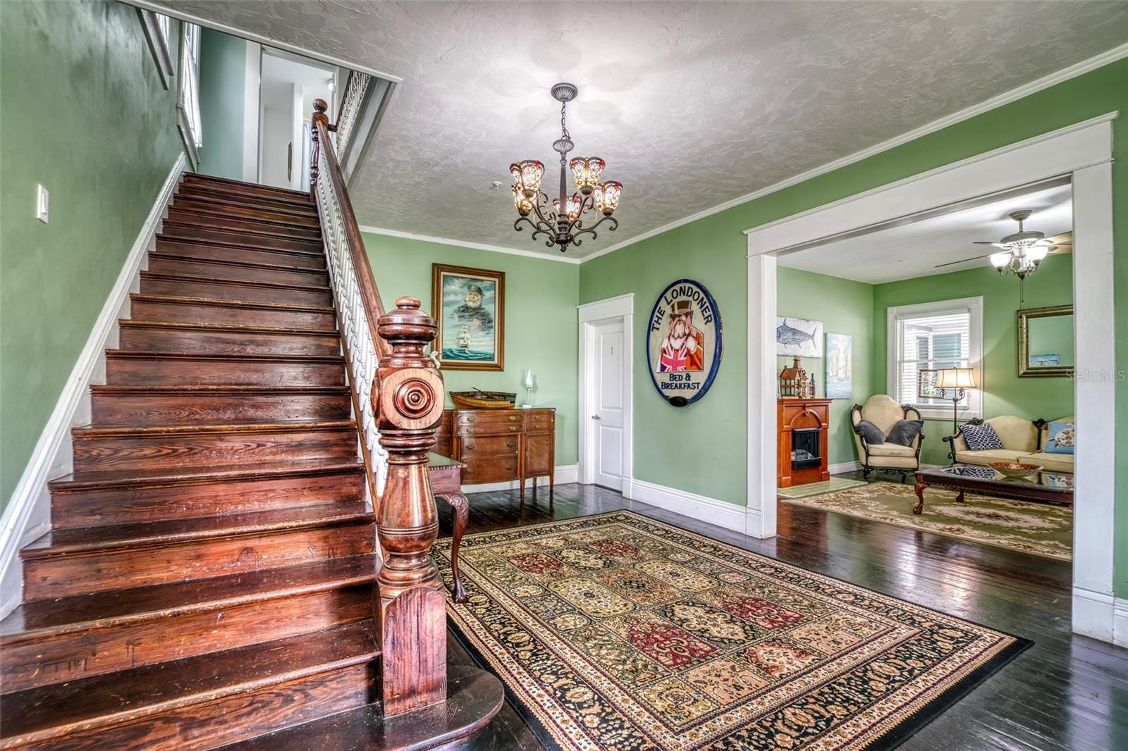 Image 7 of 91 For 304 15th Street W