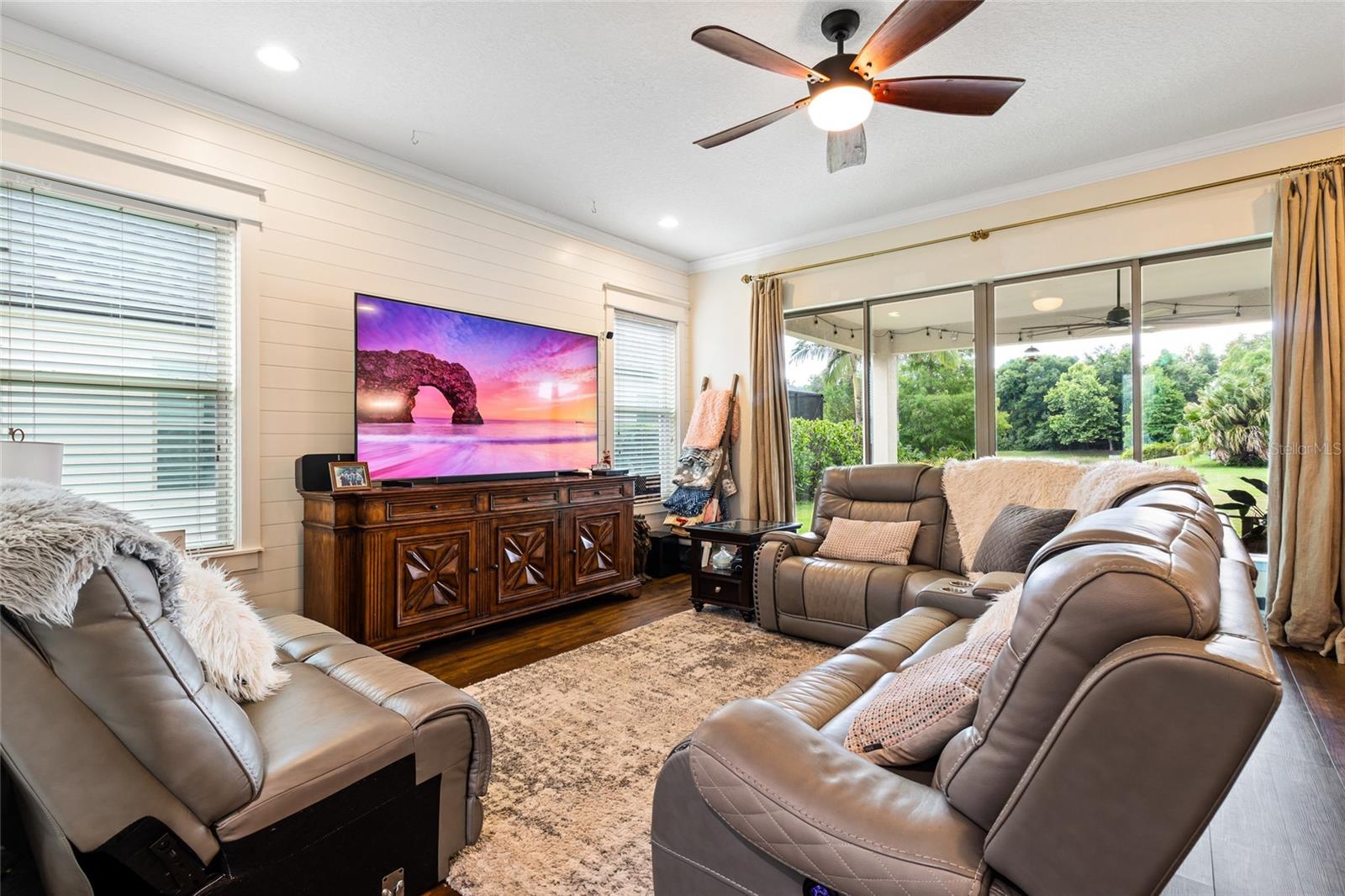 Image 9 of 39 For 750 116th Court Ne