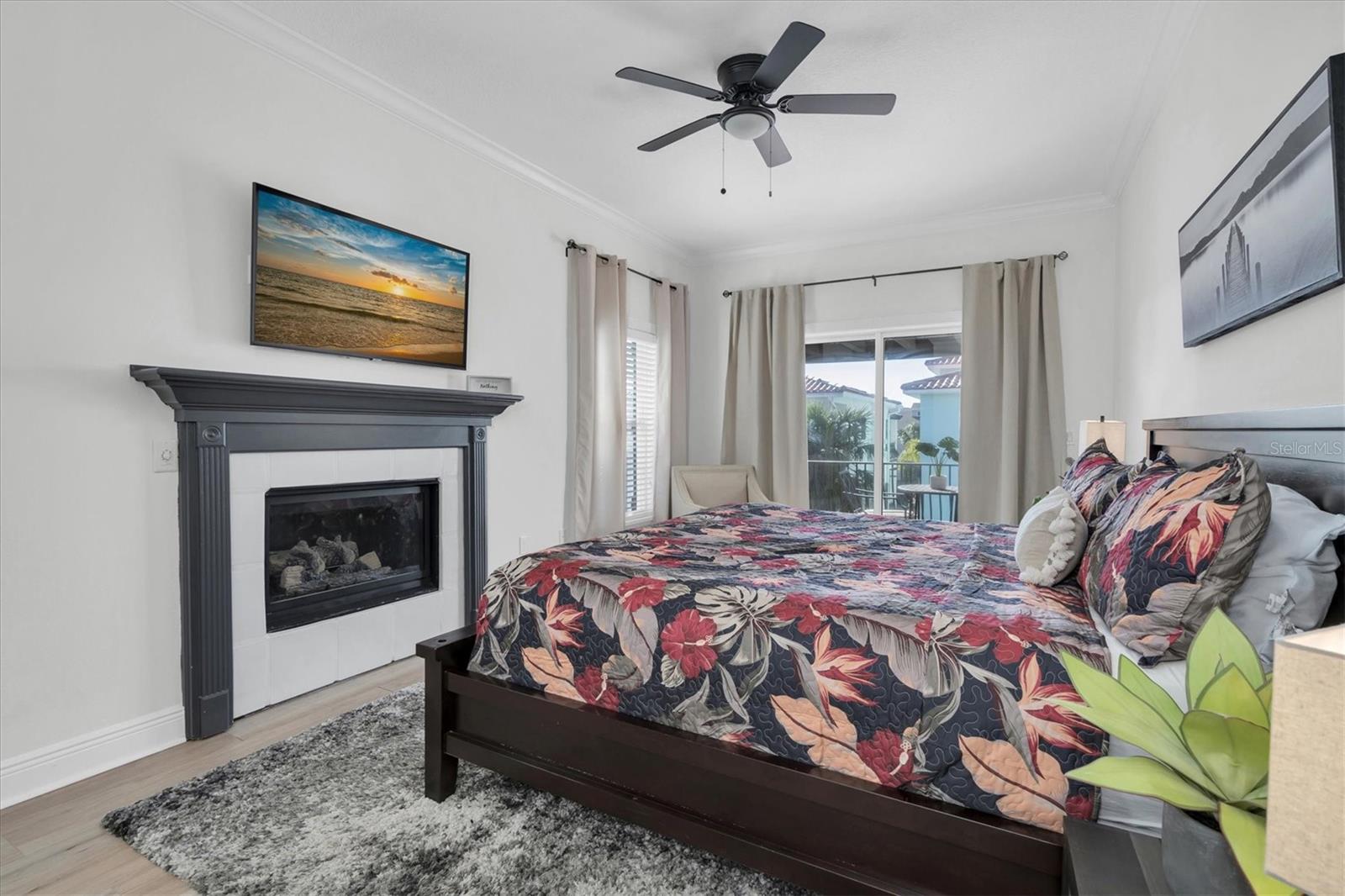 Image 20 of 71 For 4006 5th Avenue