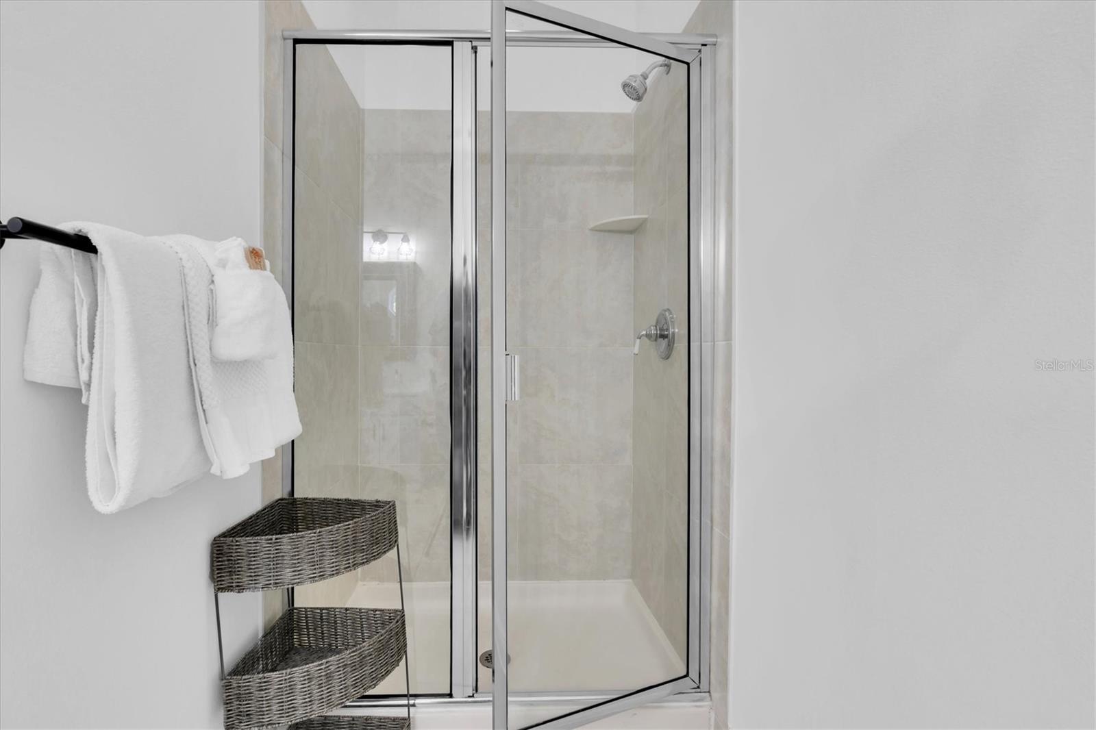 Image 22 of 71 For 4006 5th Avenue