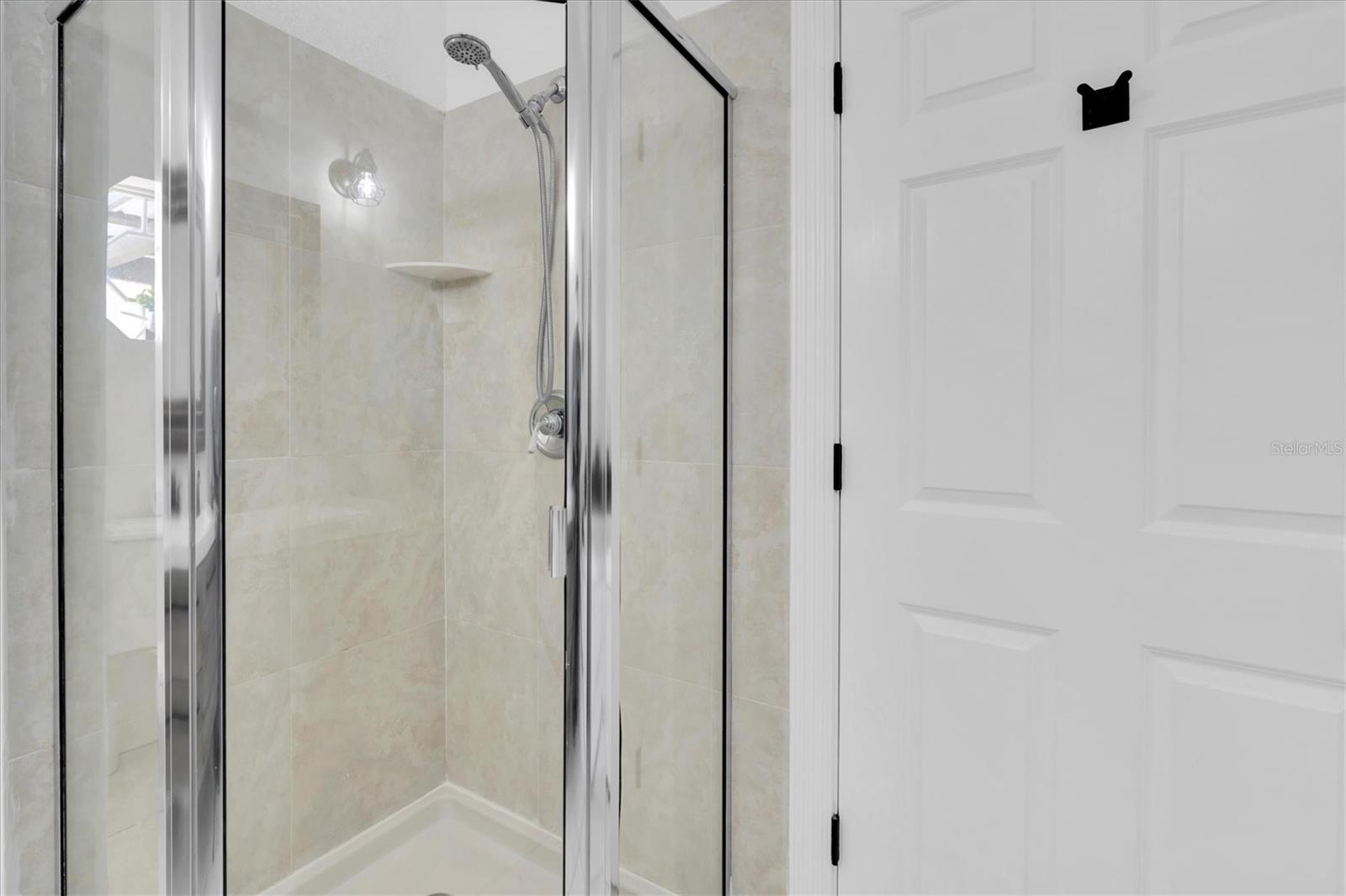 Image 29 of 71 For 4006 5th Avenue