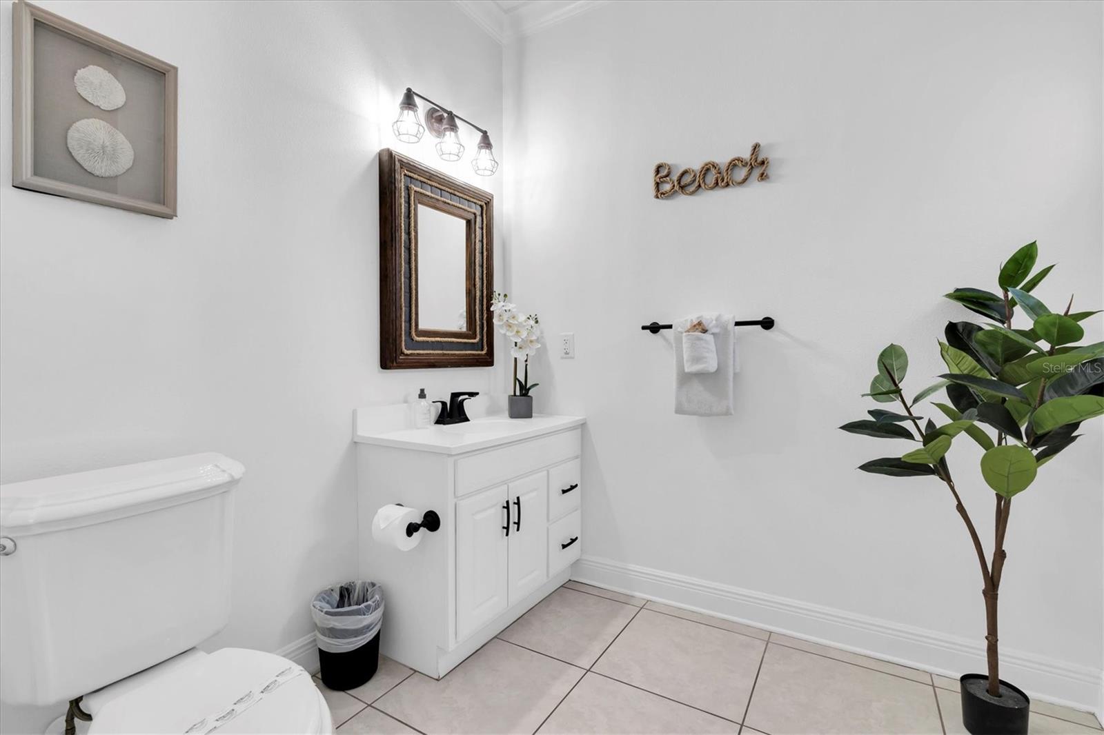 Image 32 of 71 For 4006 5th Avenue