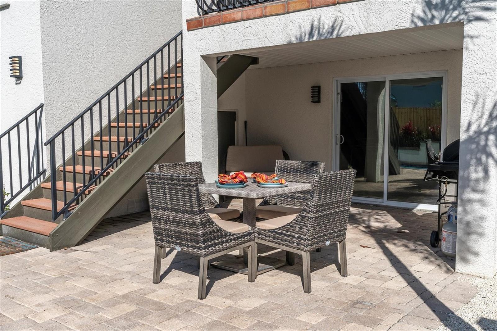 Image 41 of 71 For 4006 5th Avenue