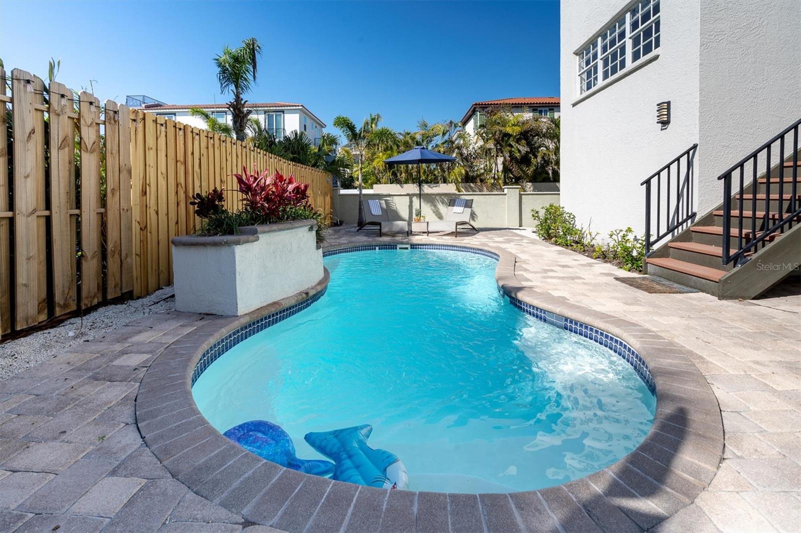 Image 5 of 71 For 4006 5th Avenue