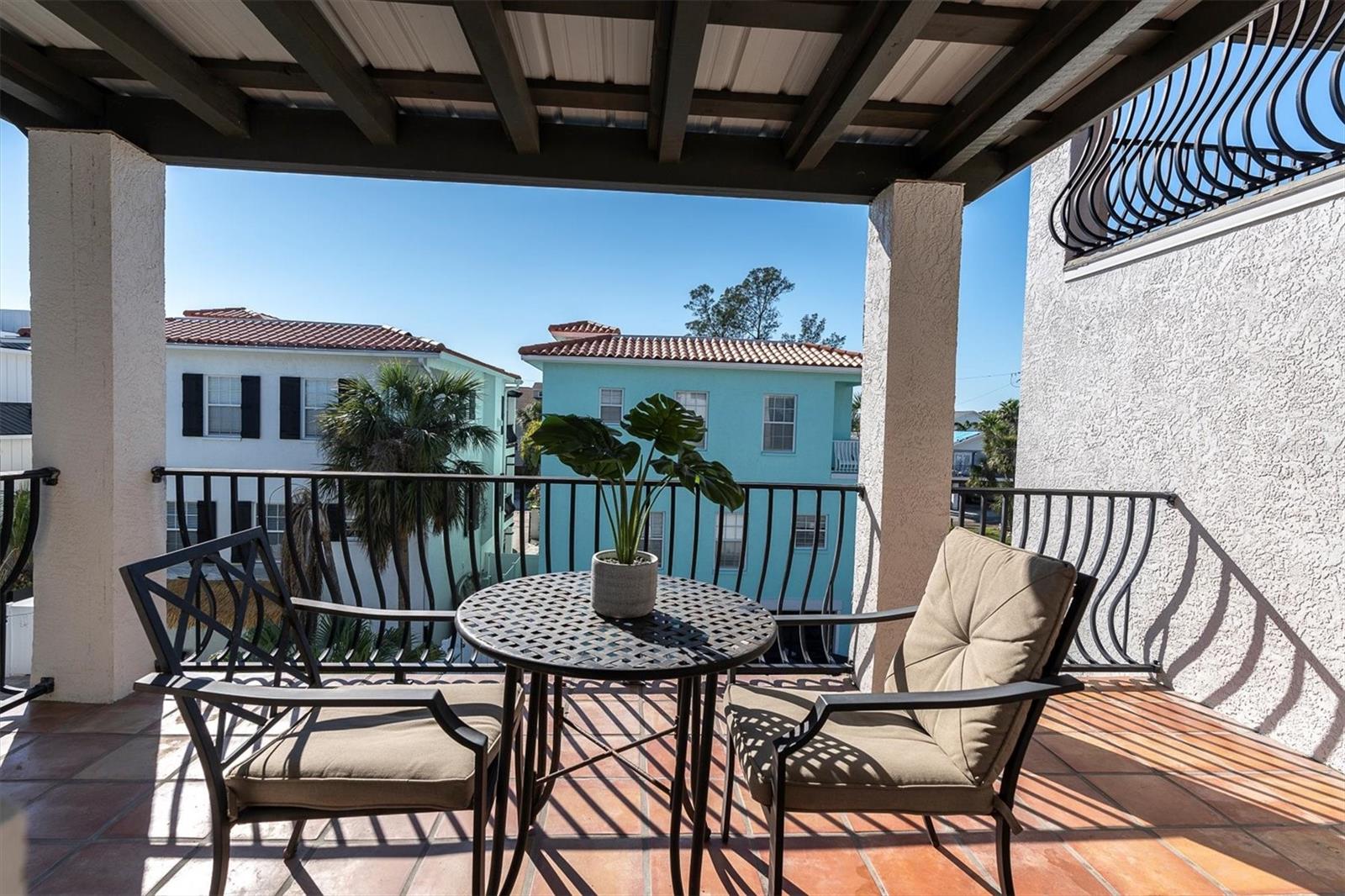 Image 54 of 71 For 4006 5th Avenue