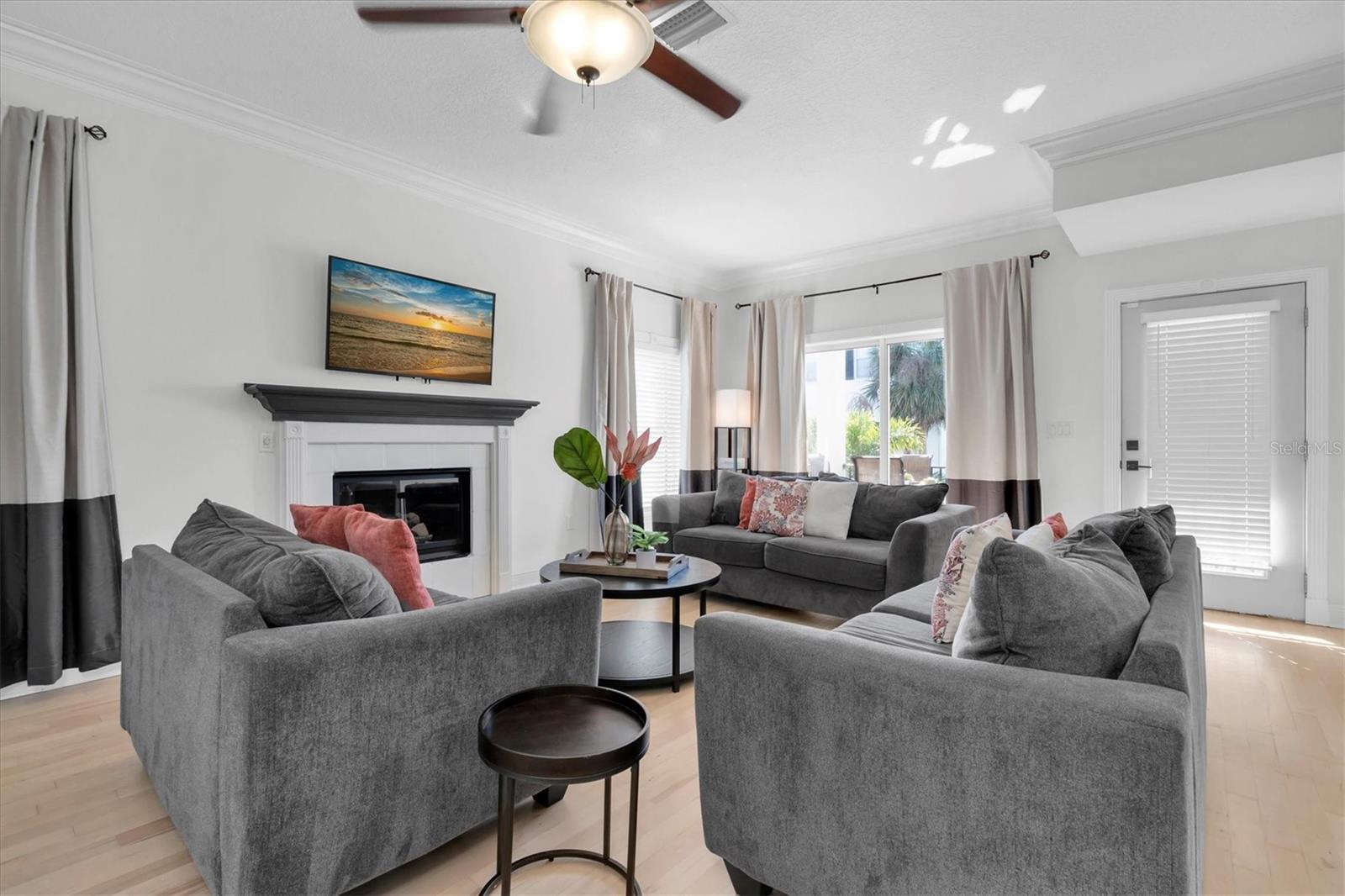 Image 6 of 71 For 4006 5th Avenue