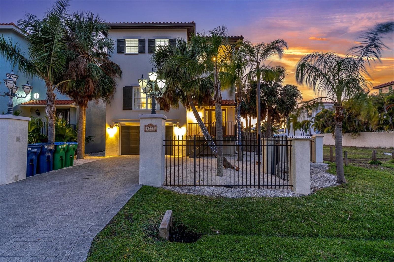 Image 61 of 71 For 4006 5th Avenue