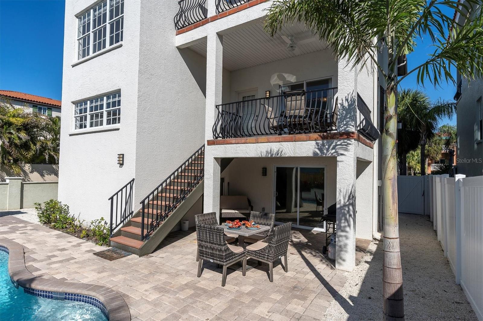 Image 66 of 71 For 4006 5th Avenue