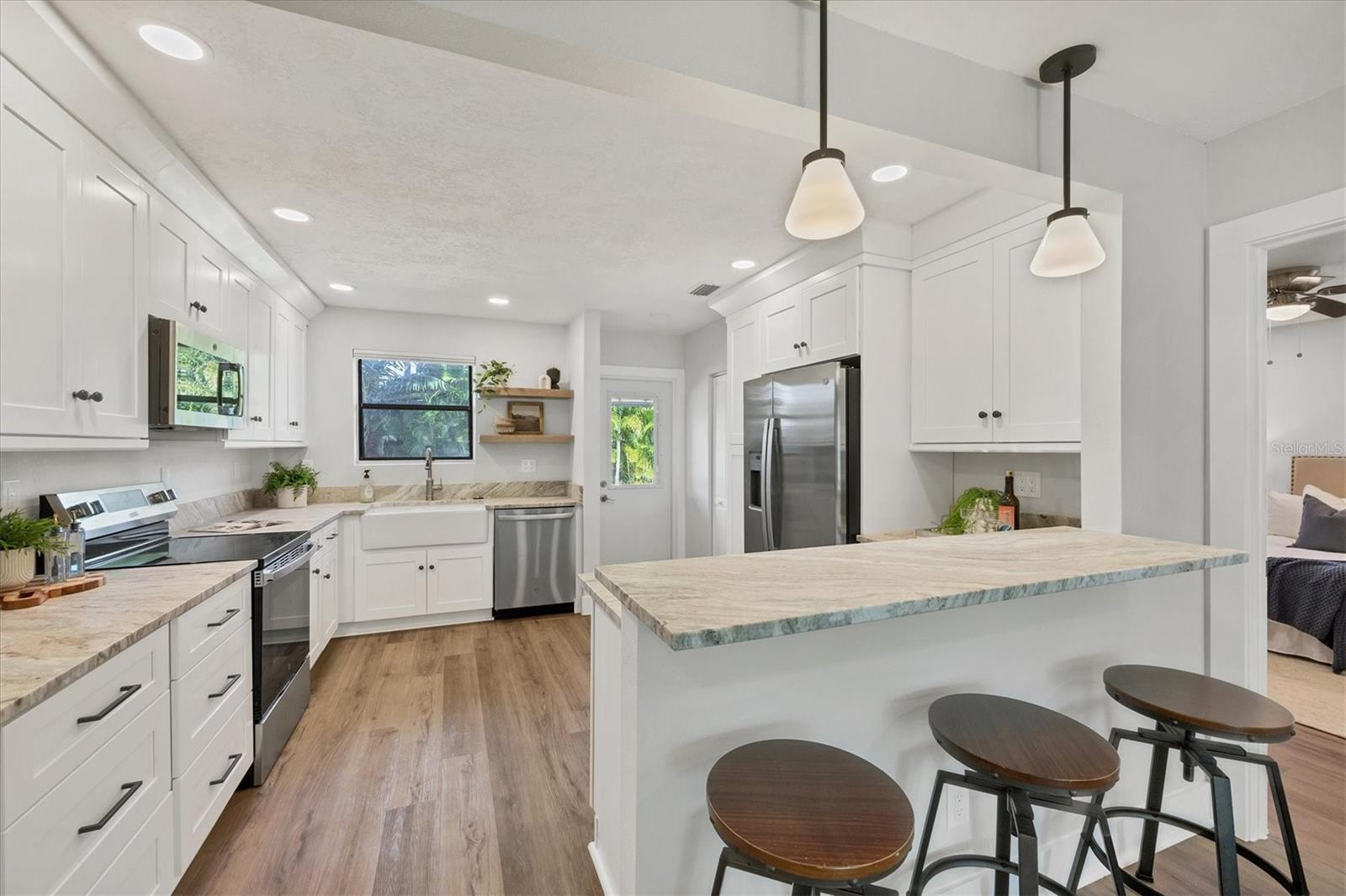 Image 12 of 56 For 4737 Del Rio Way S