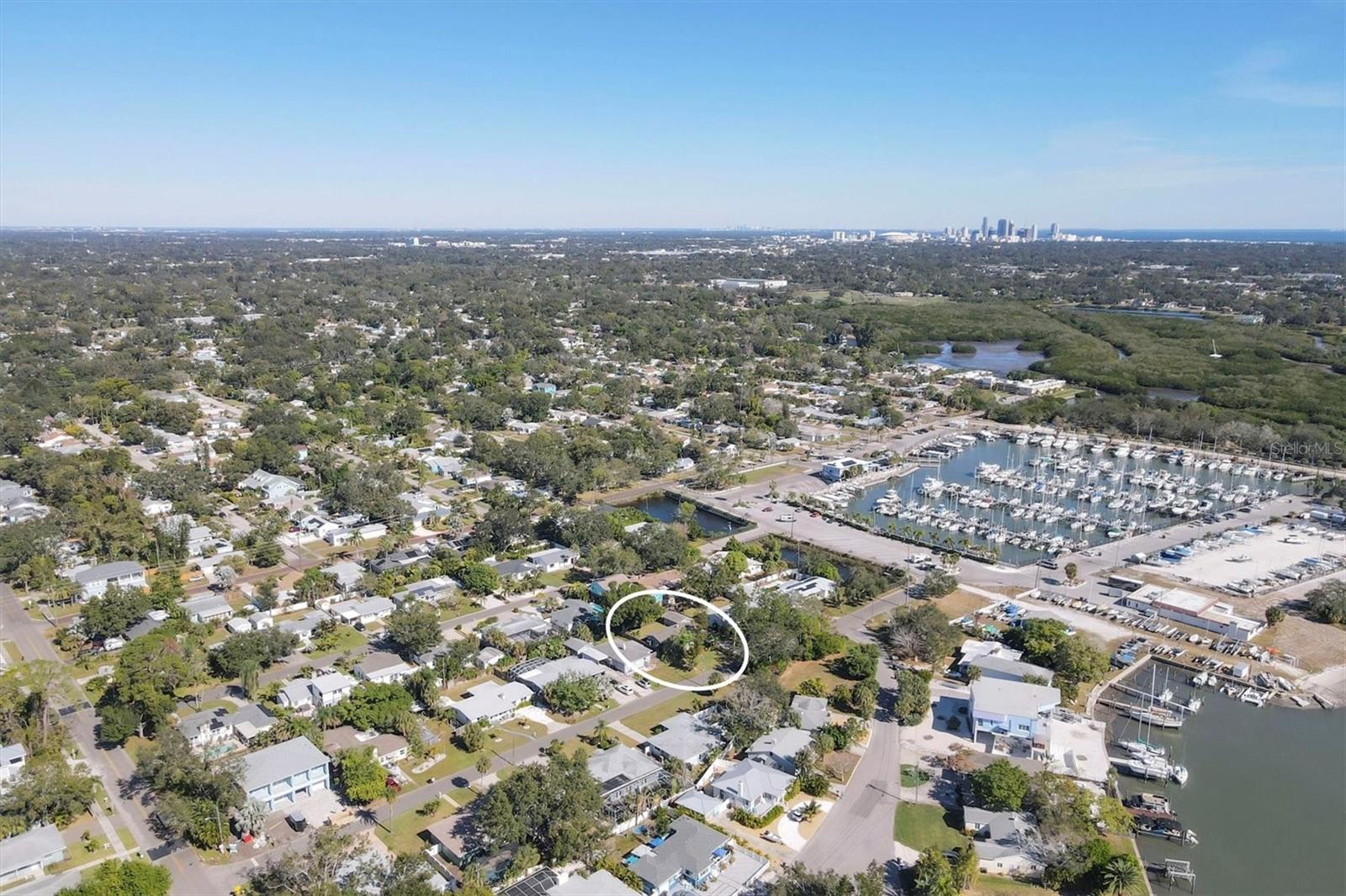 Image 29 of 56 For 4737 Del Rio Way S