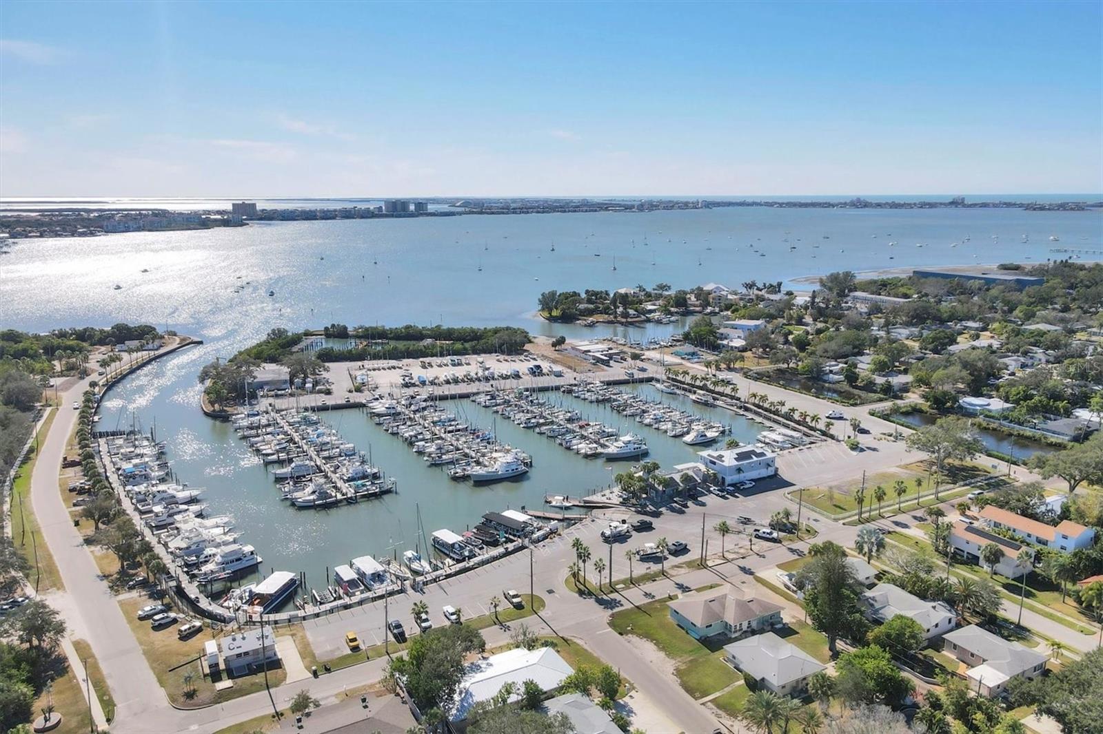 Image 33 of 56 For 4737 Del Rio Way S