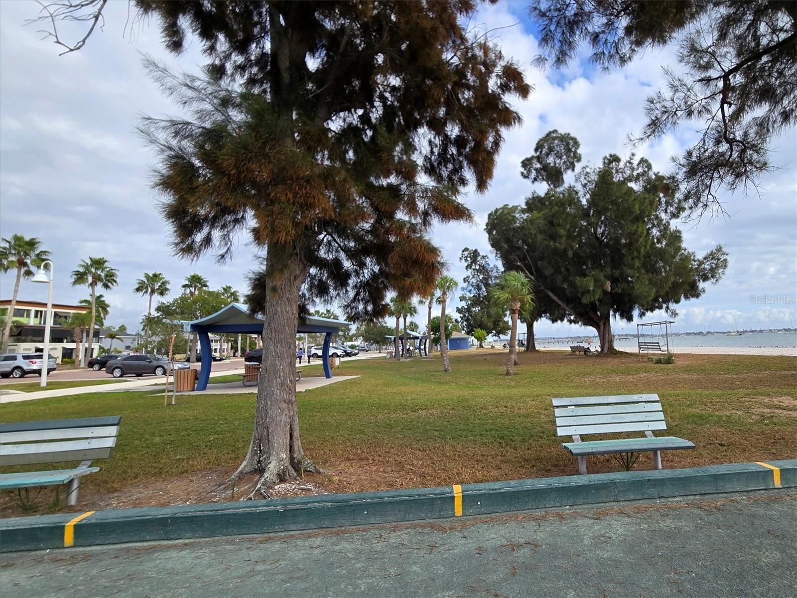 Image 45 of 56 For 4737 Del Rio Way S