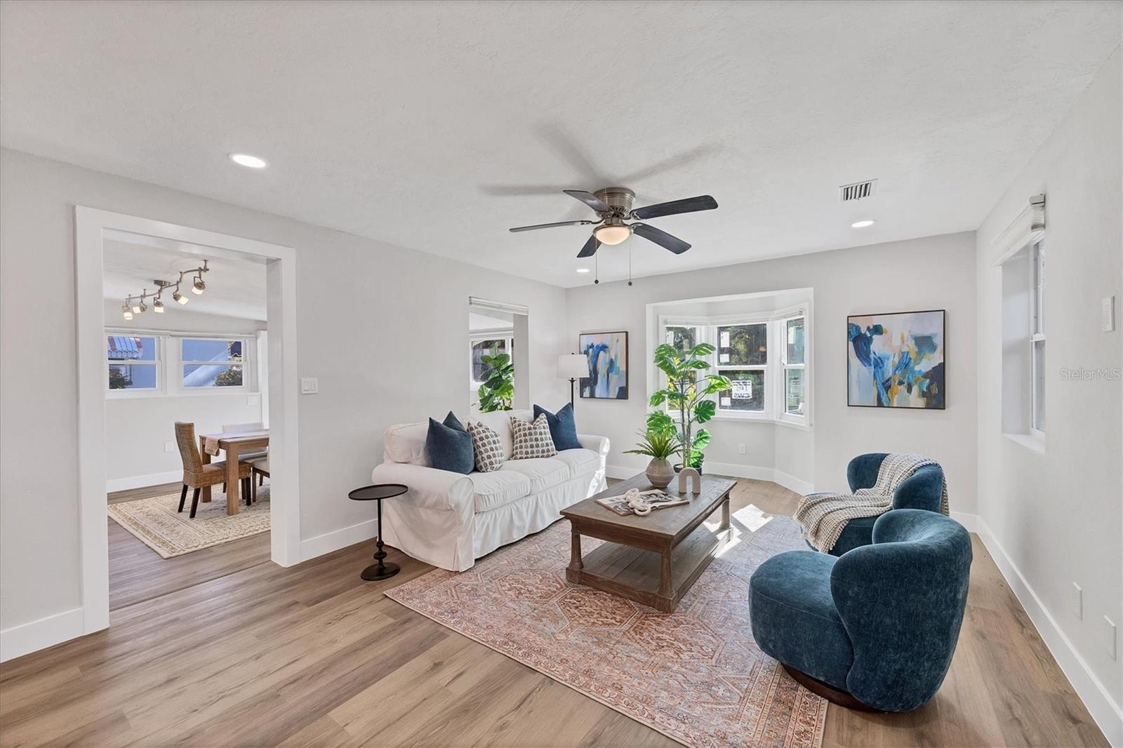 Image 7 of 56 For 4737 Del Rio Way S