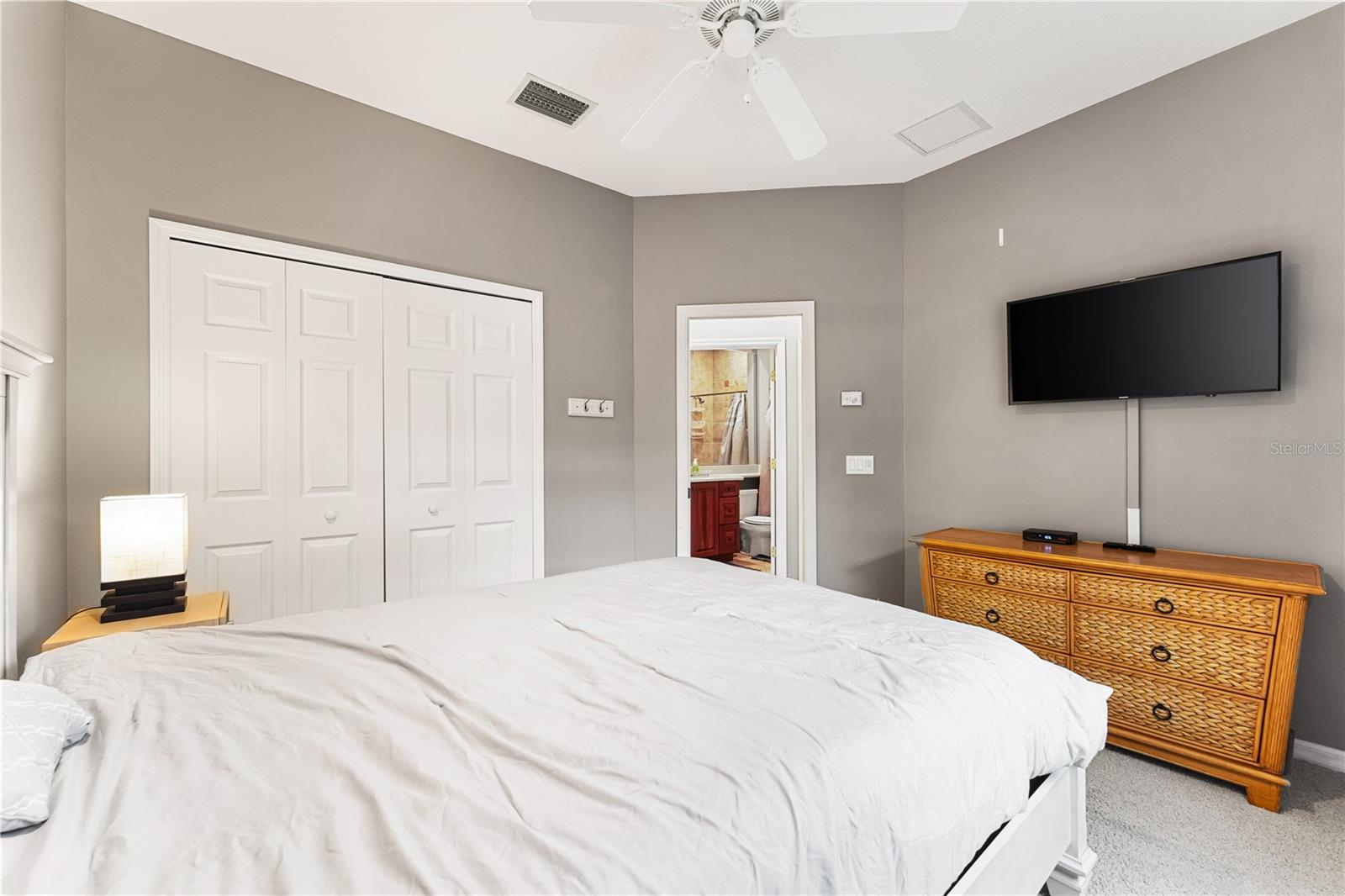 Image 27 of 44 For 1308 Thornapple Drive