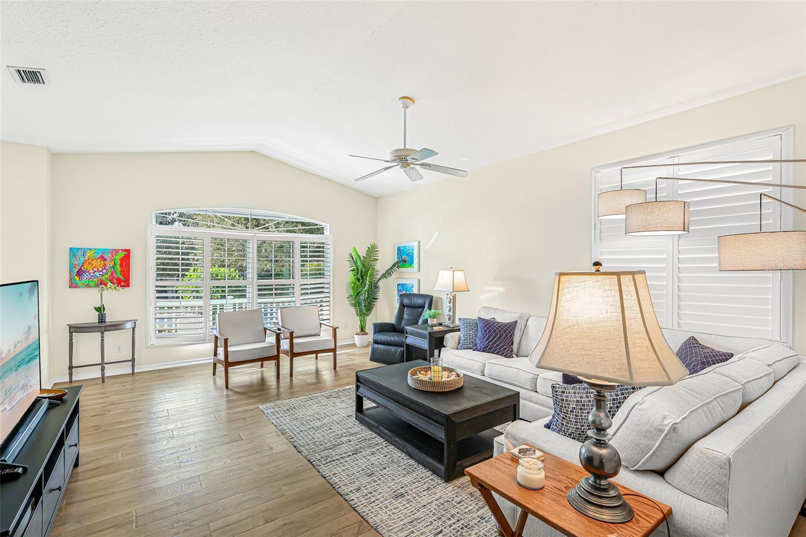 Image 10 of 77 For 11371 Perico Isle Circle