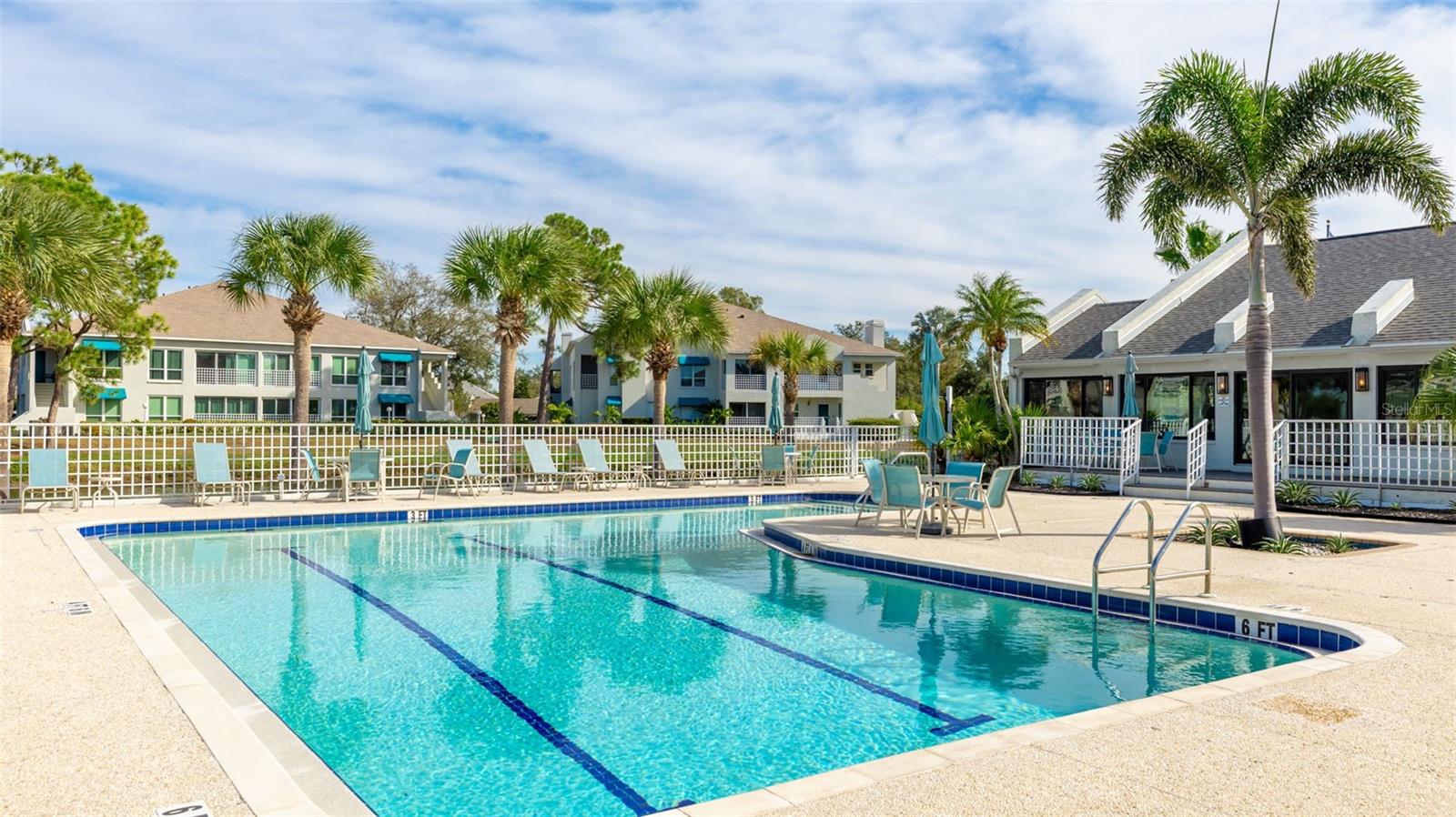 Image 57 of 77 For 11371 Perico Isle Circle