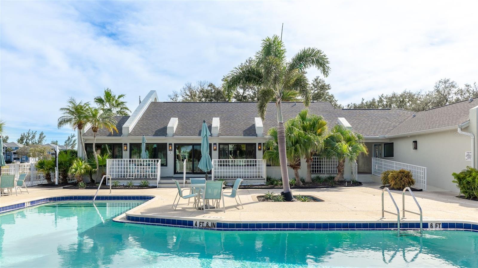 Image 58 of 77 For 11371 Perico Isle Circle