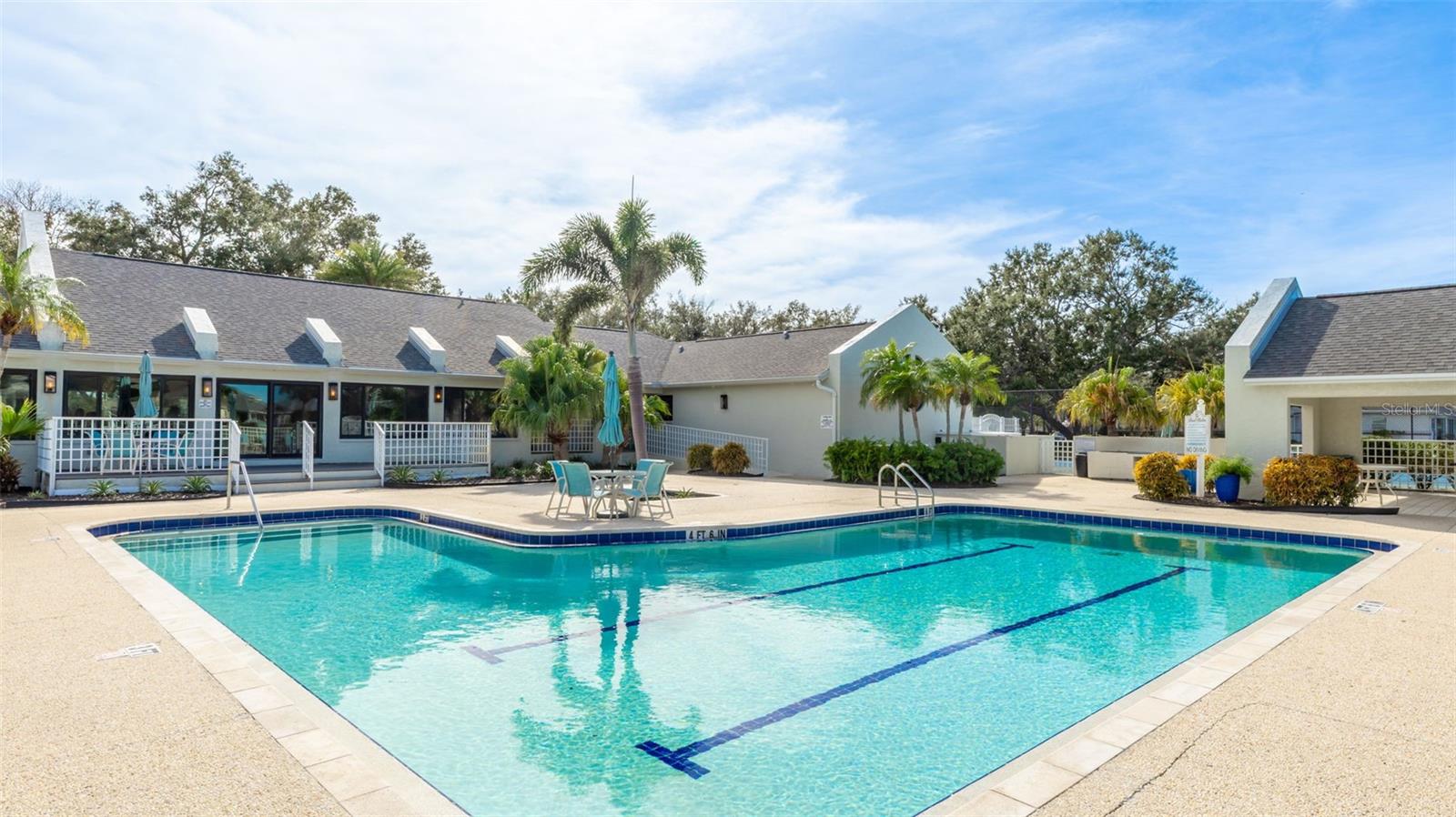 Image 59 of 77 For 11371 Perico Isle Circle