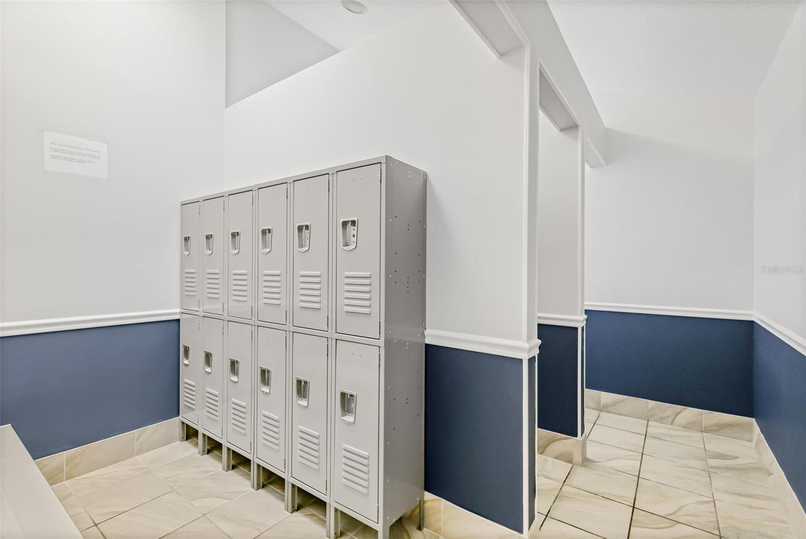 Image 75 of 77 For 11371 Perico Isle Circle