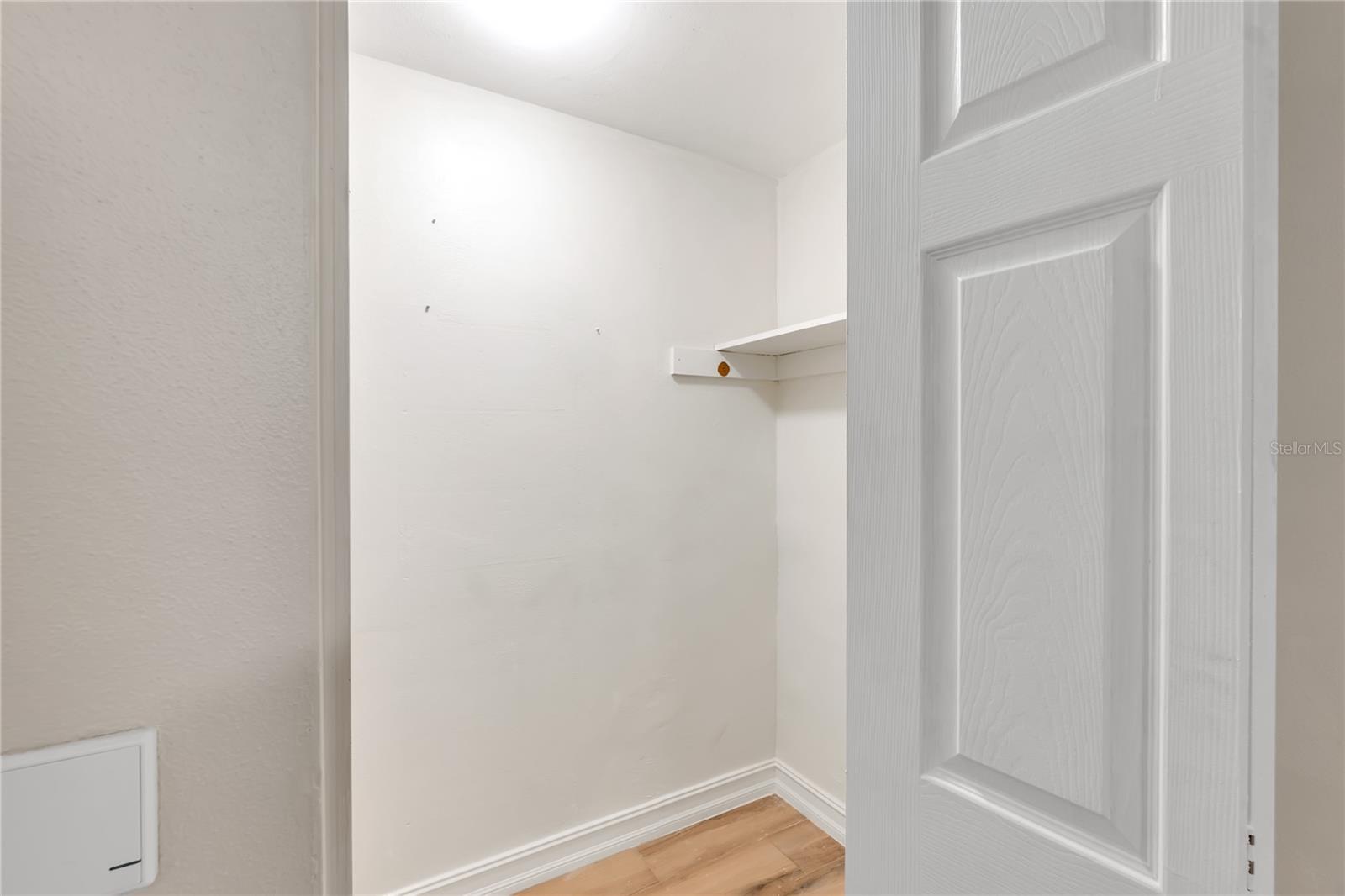 Image 11 of 79 For 3835 Almeria Court C1