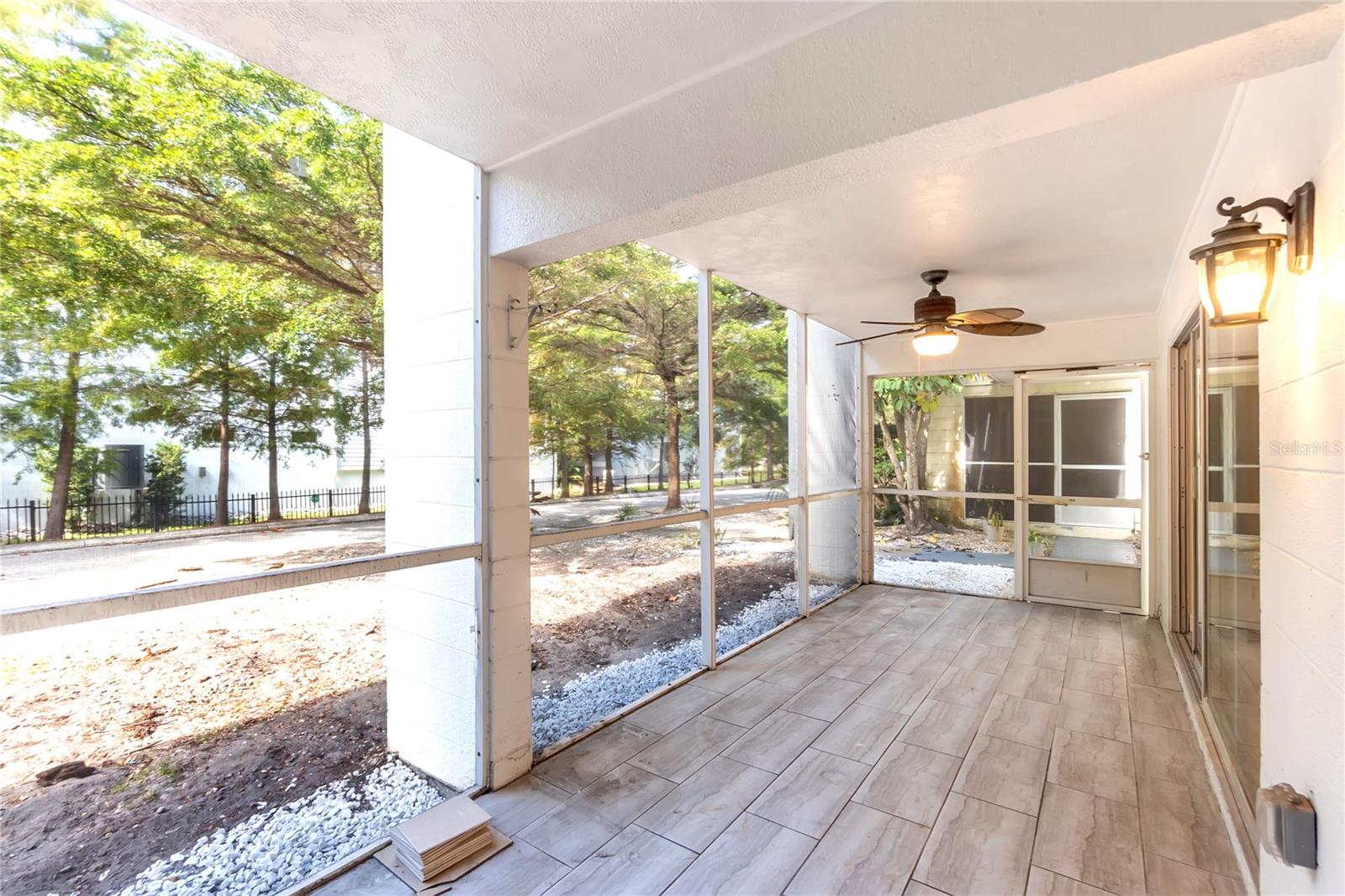 Image 25 of 79 For 3835 Almeria Court C1