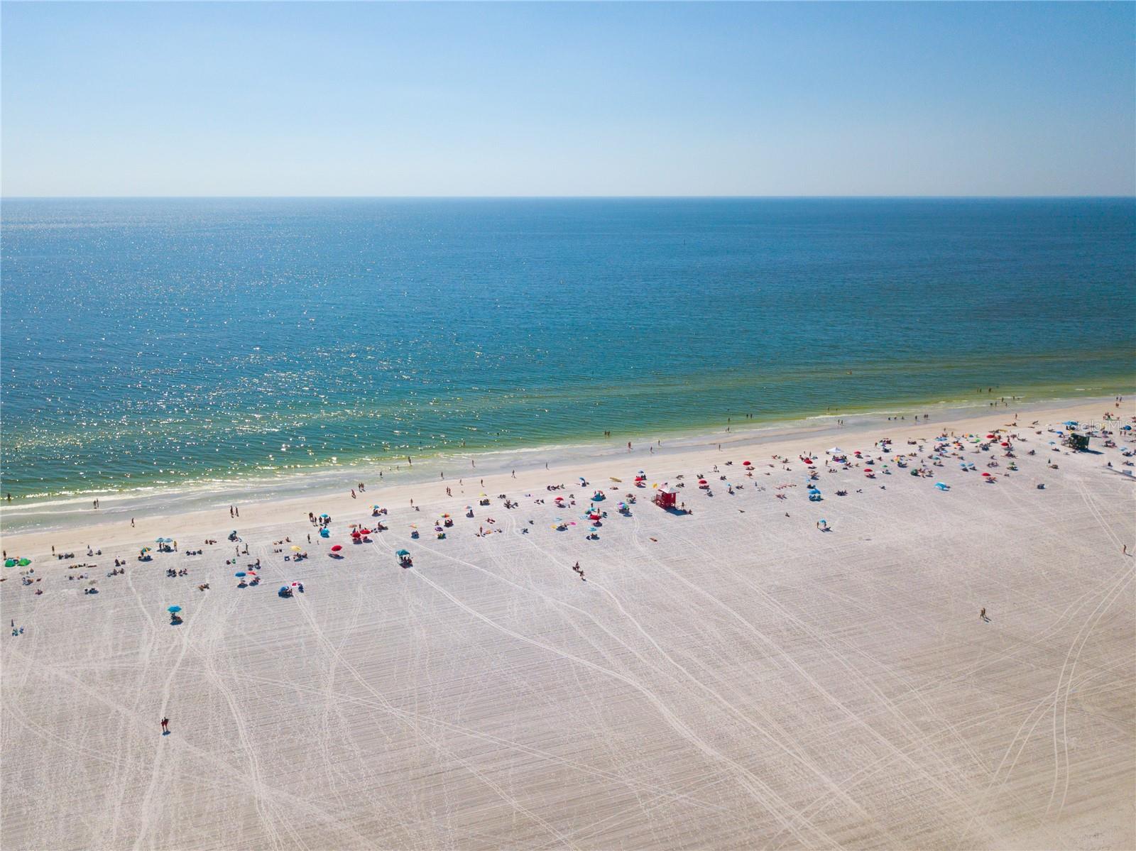 Image 34 of 79 For 3835 Almeria Court C1