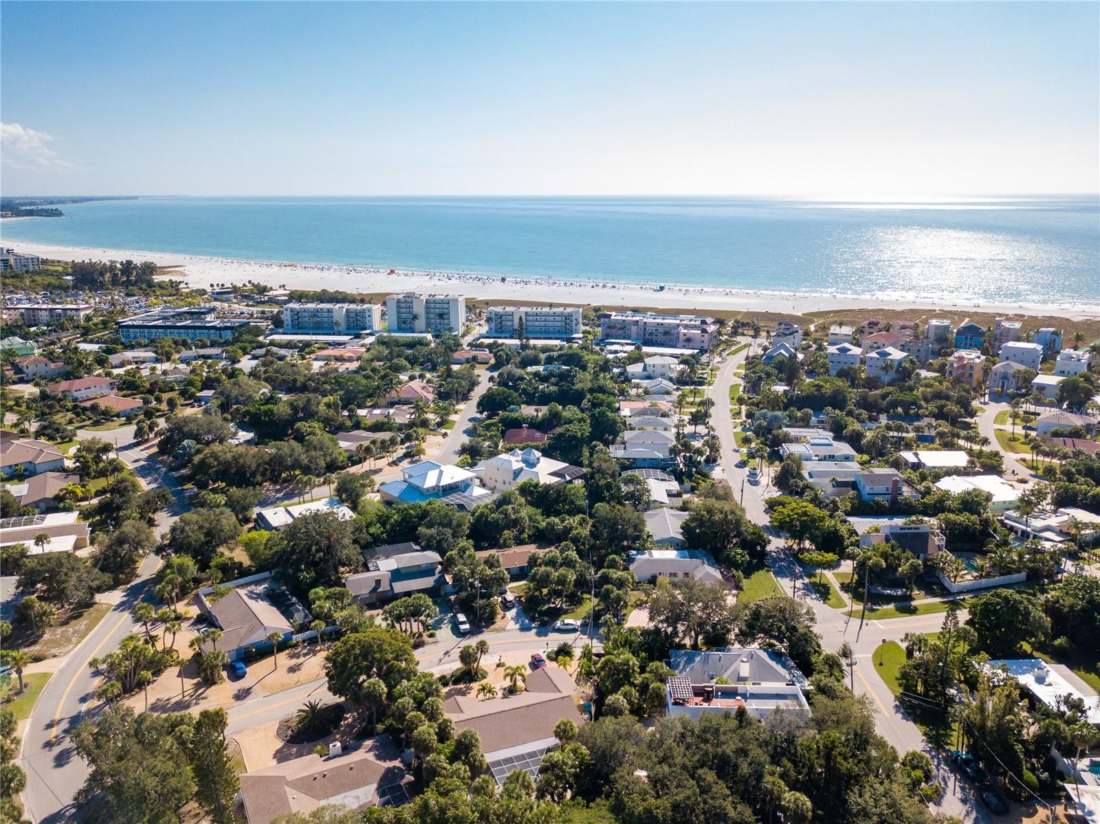 Image 52 of 79 For 3835 Almeria Court C1