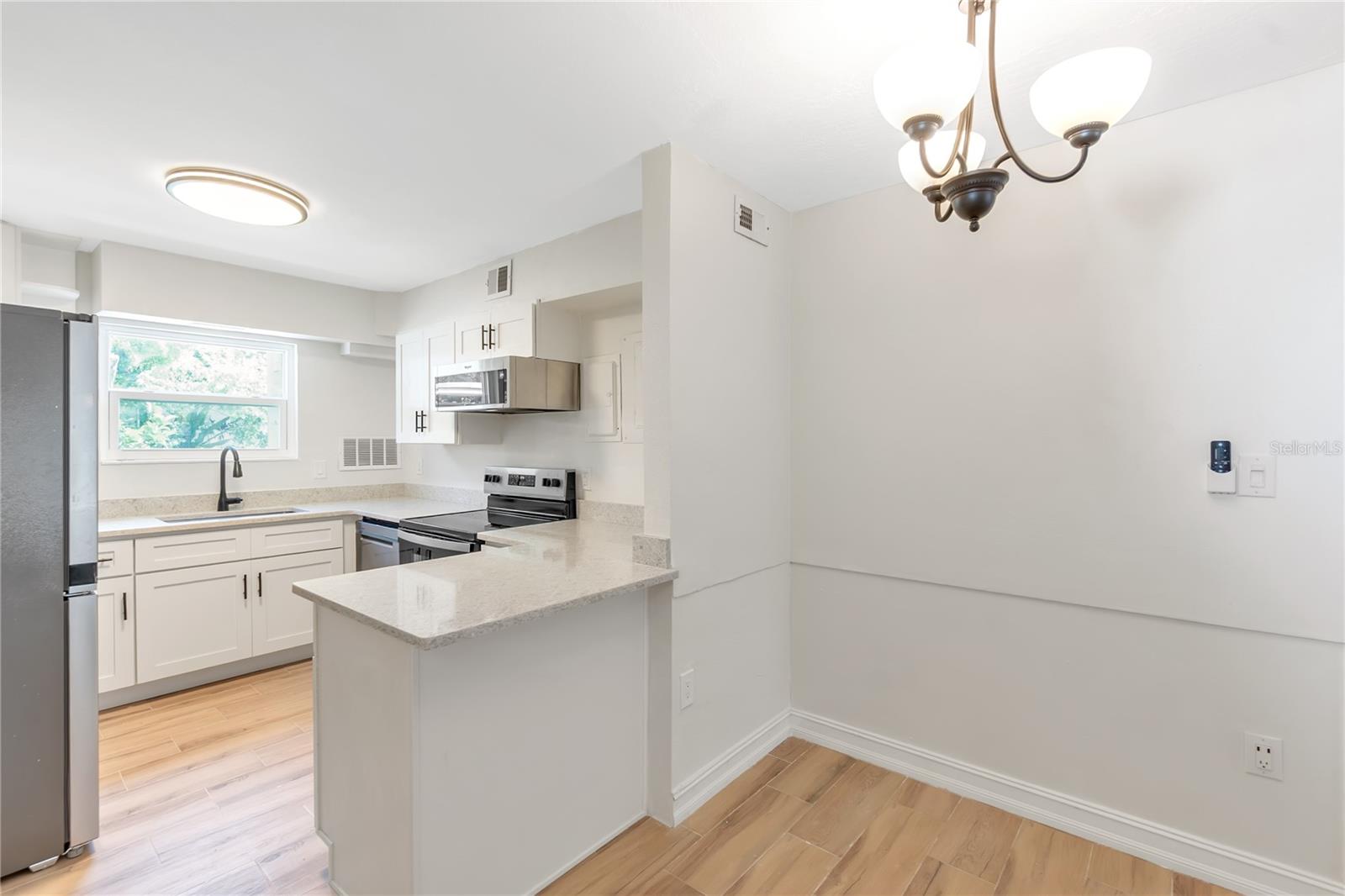 Image 6 of 79 For 3835 Almeria Court C1