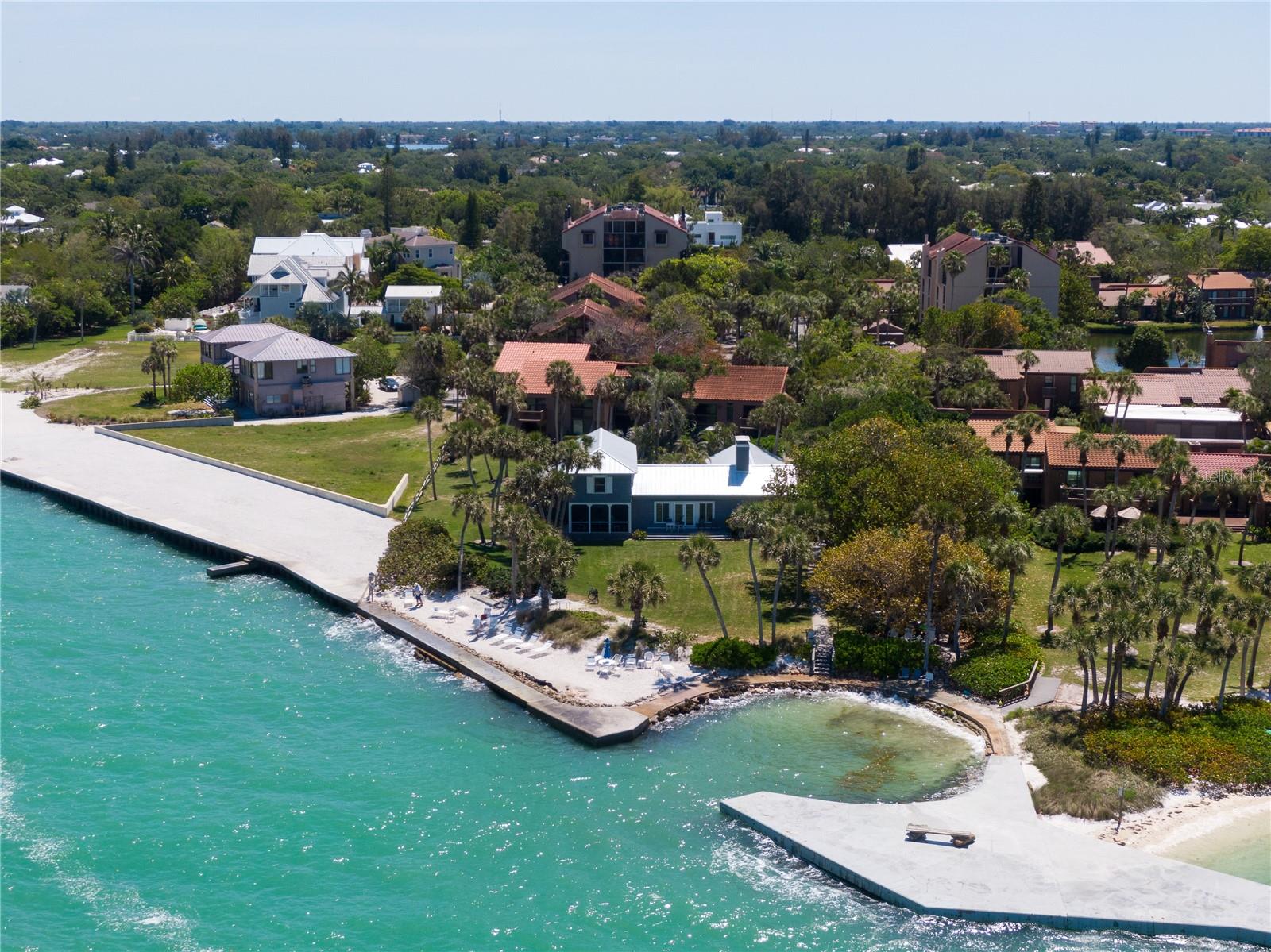 Image 70 of 79 For 3835 Almeria Court C1