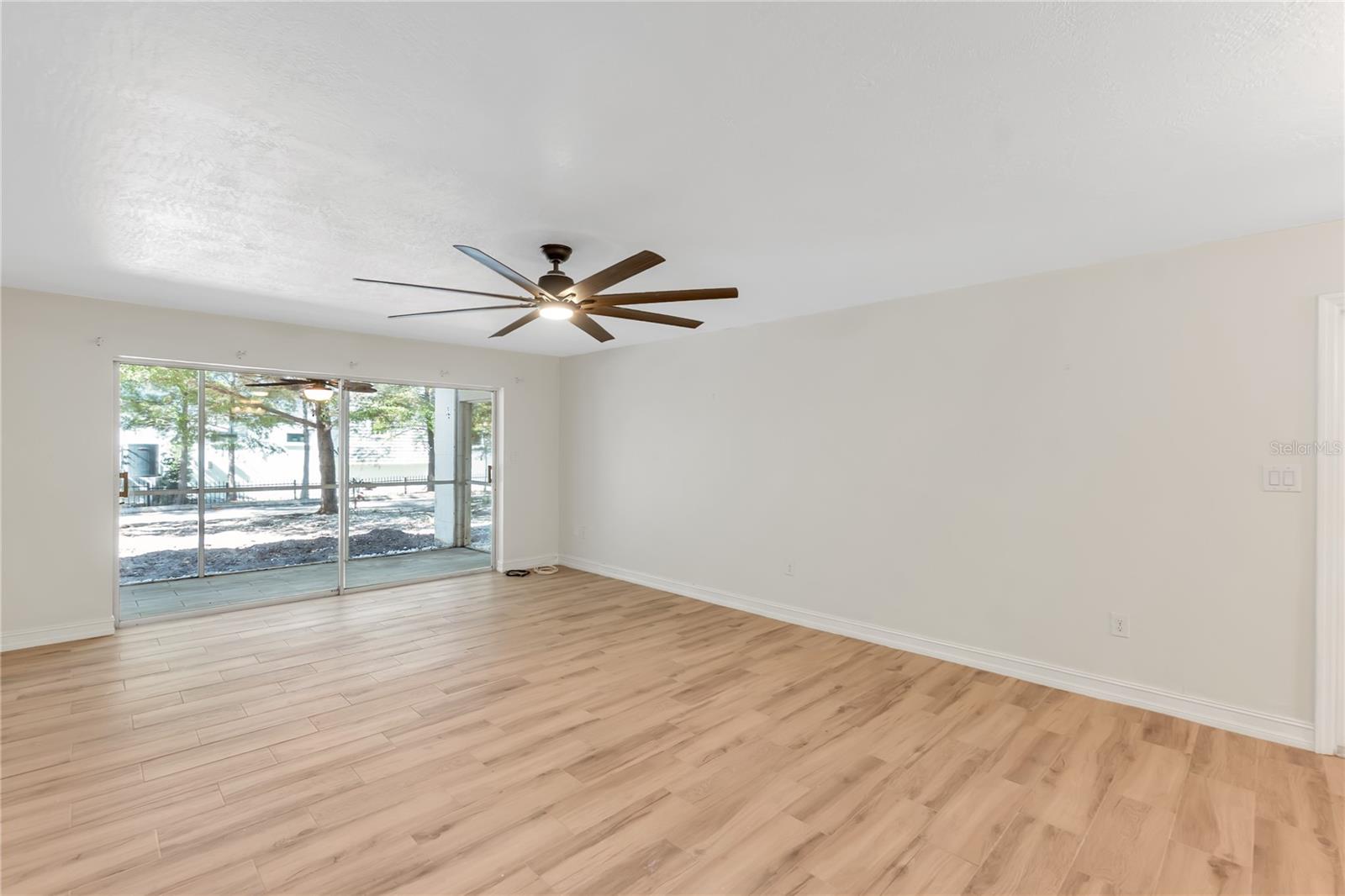 Image 9 of 79 For 3835 Almeria Court C1